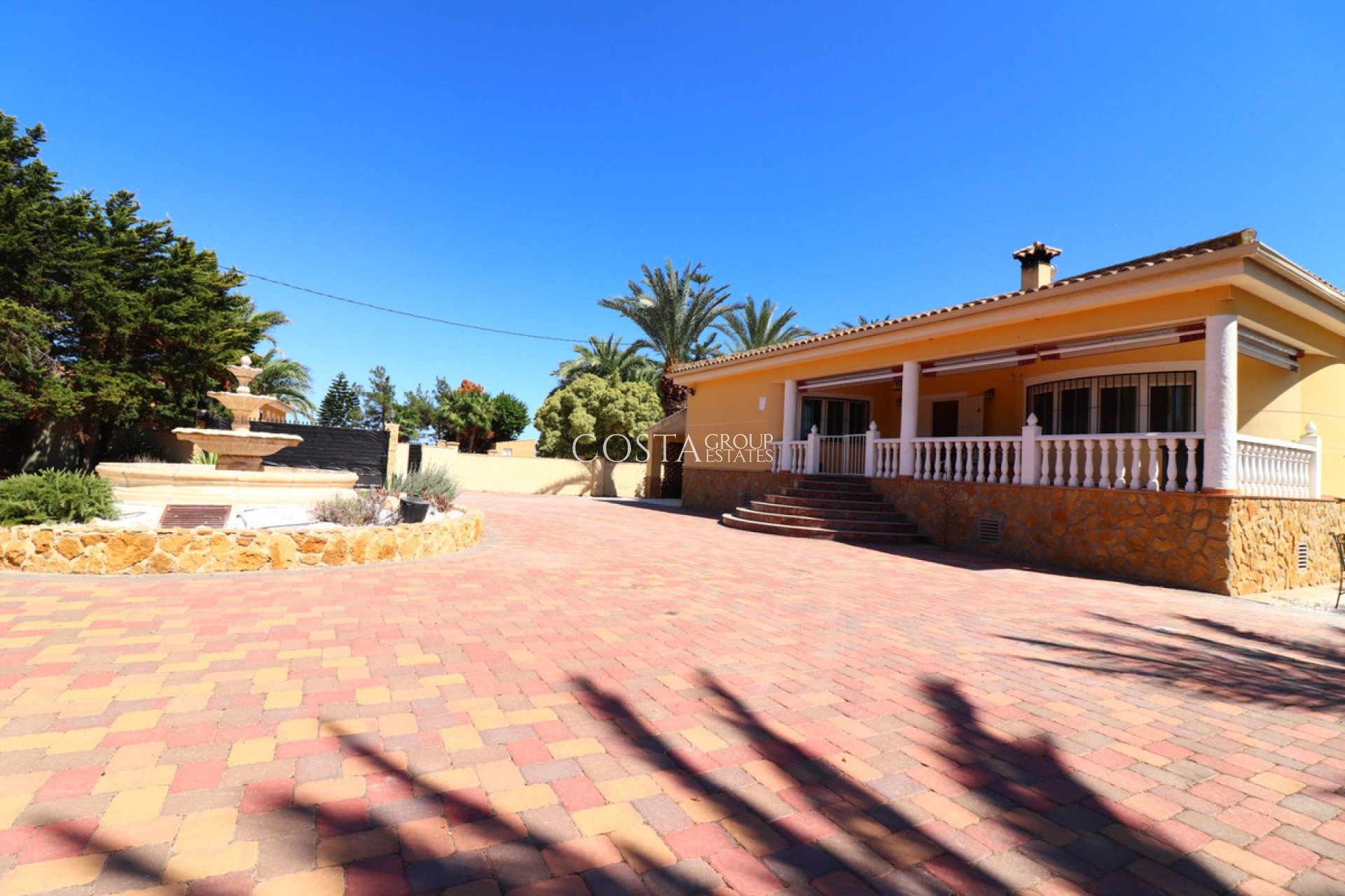 Revente - Villa -
Catral - Catral Centro