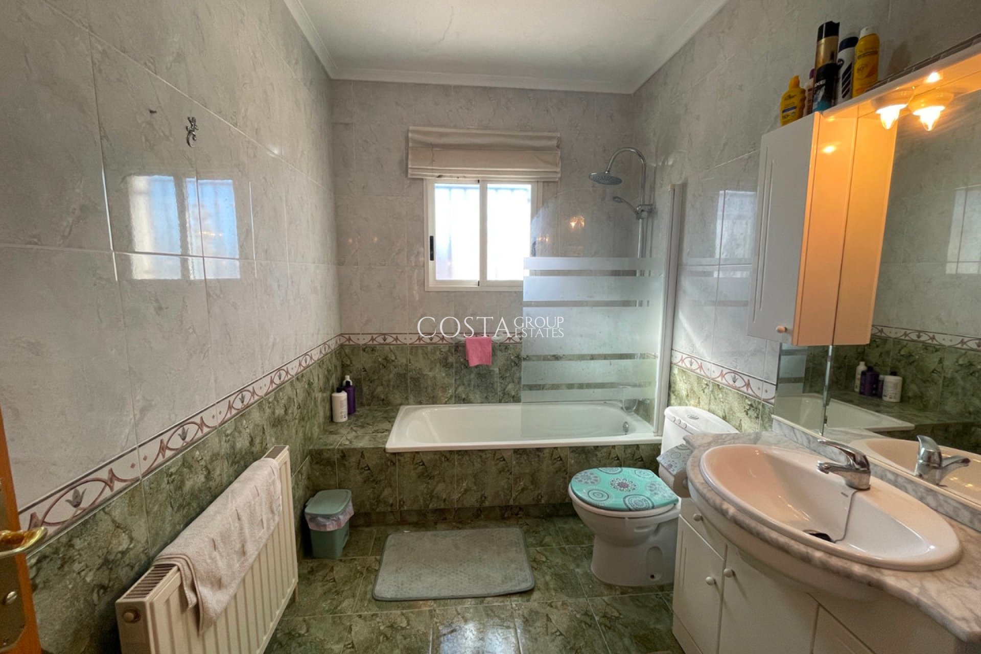 Revente - Villa -
Catral - Catral Centro