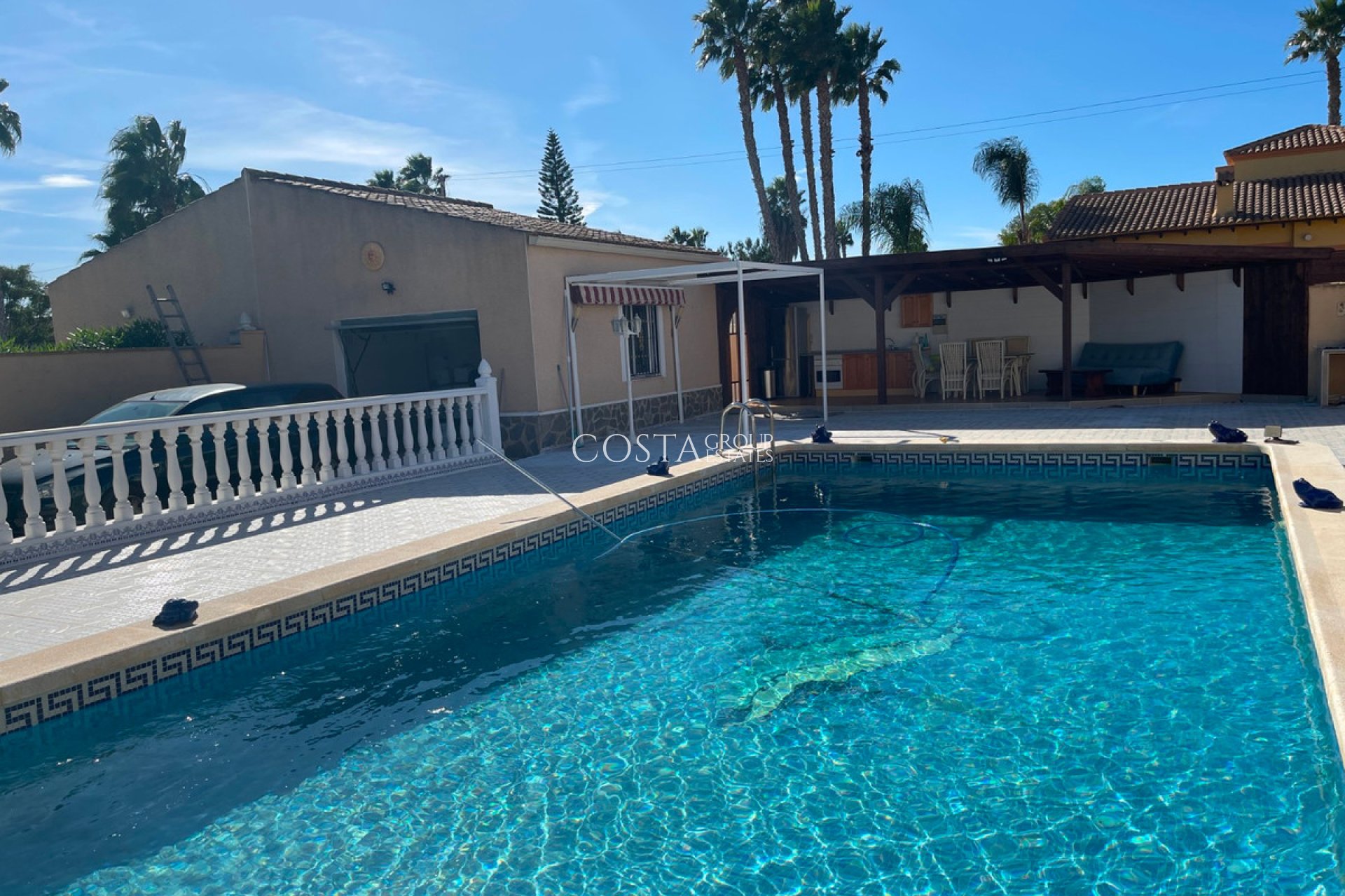 Revente - Villa -
Catral - Catral Centro