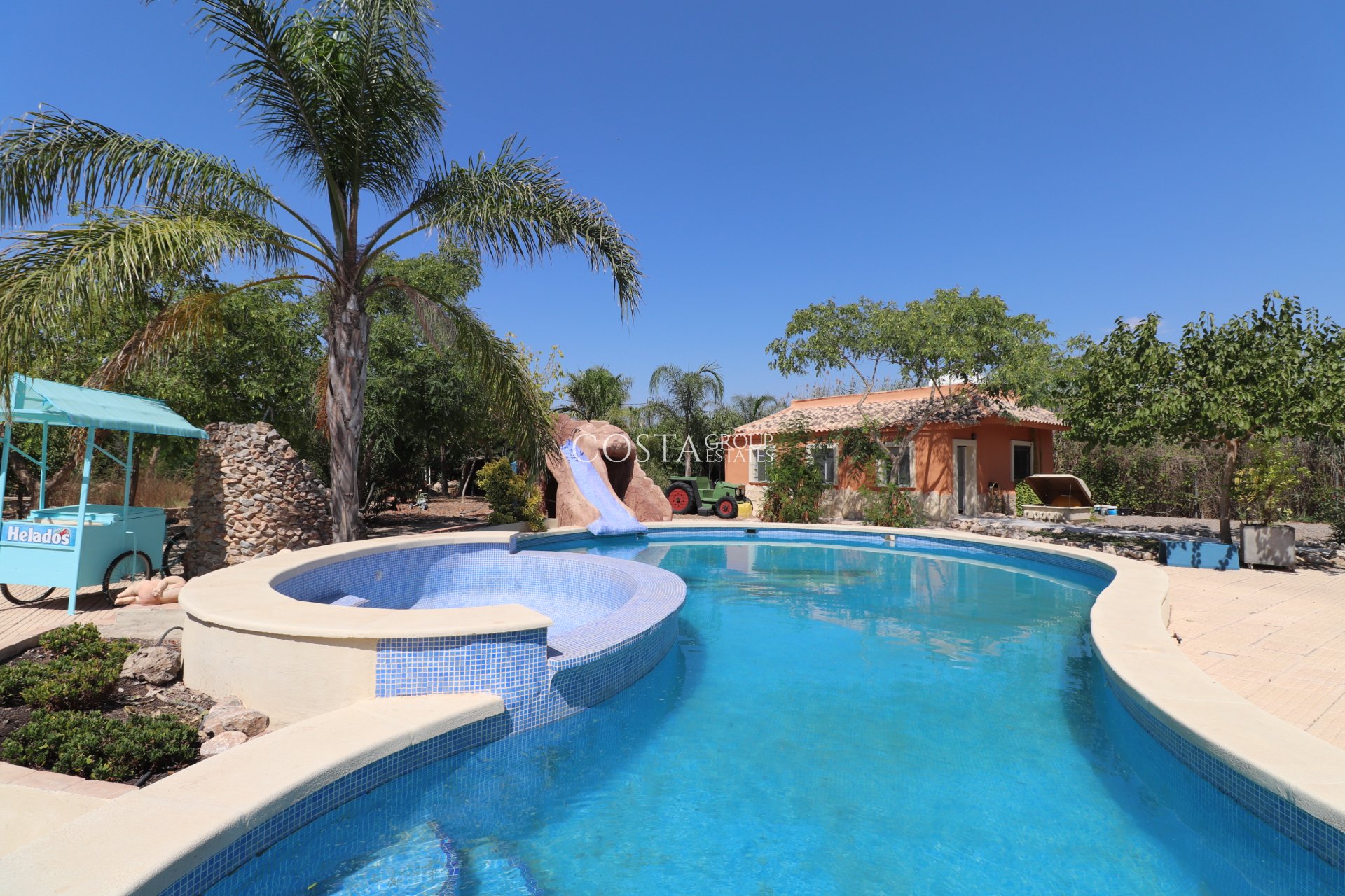 Revente - Villa -
Catral - Catral - Country