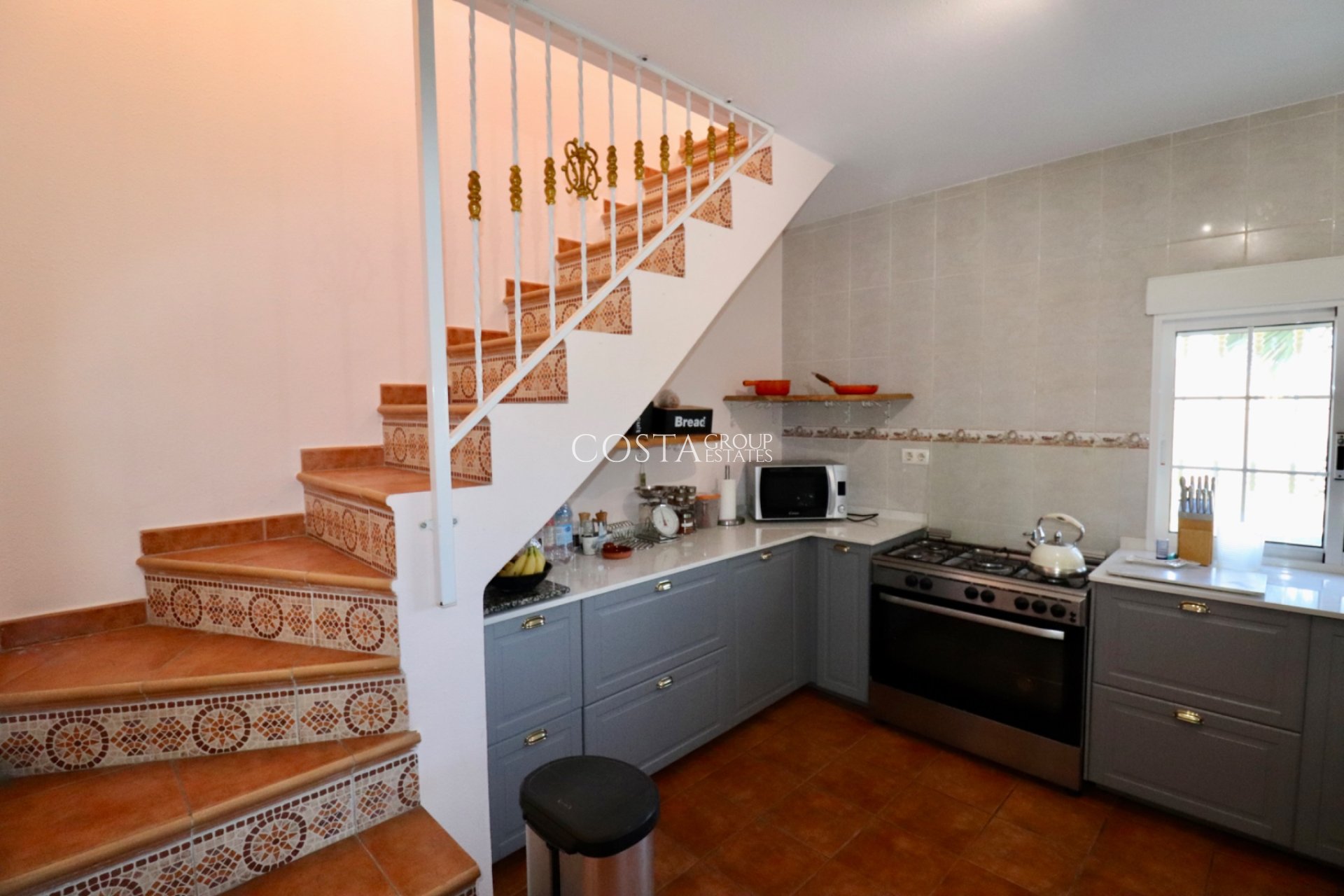 Revente - Villa -
Catral
