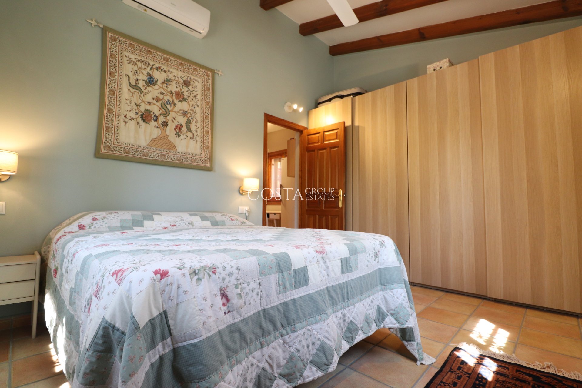 Revente - Villa -
Catral