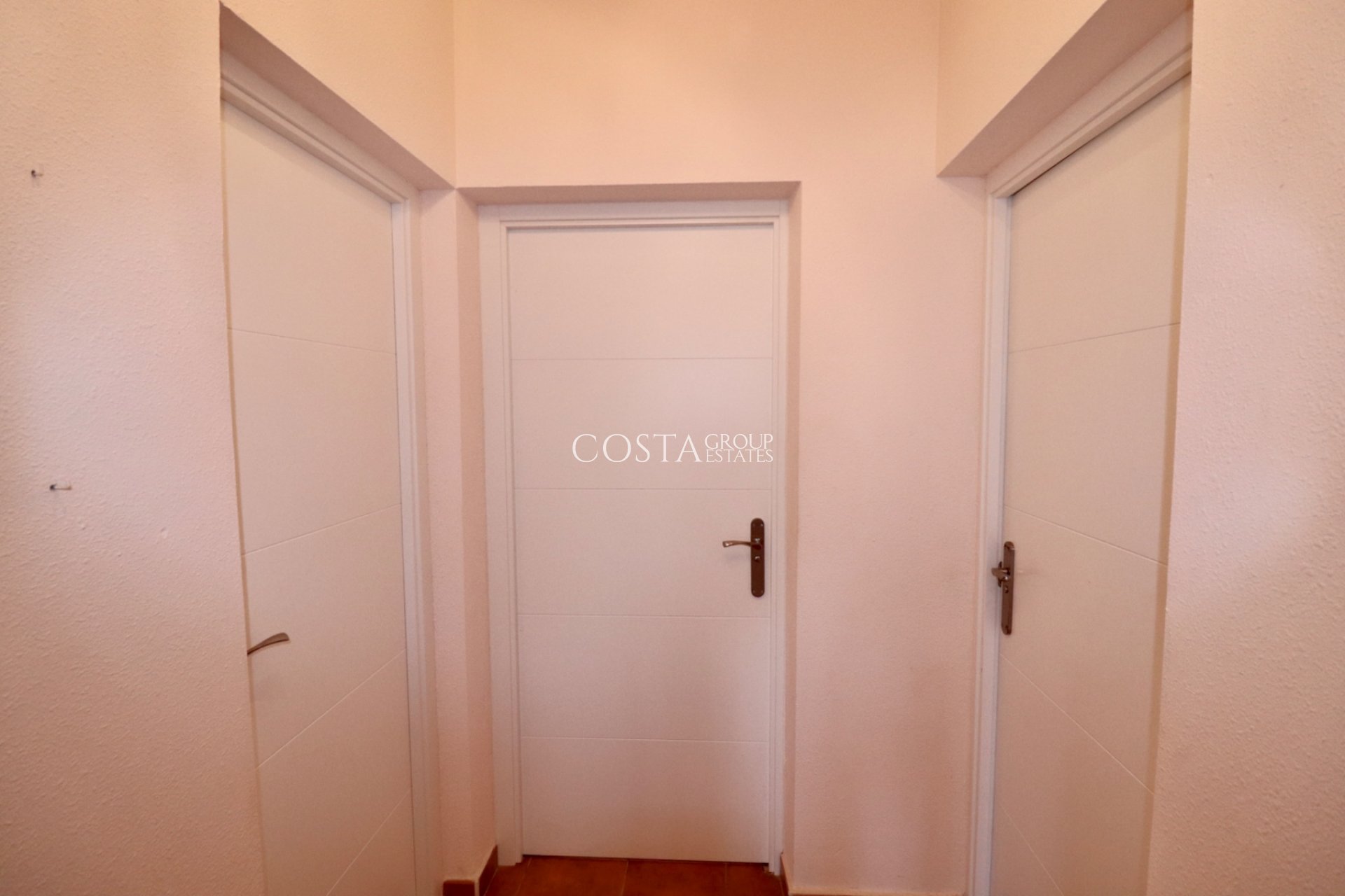 Revente - Villa -
Catral