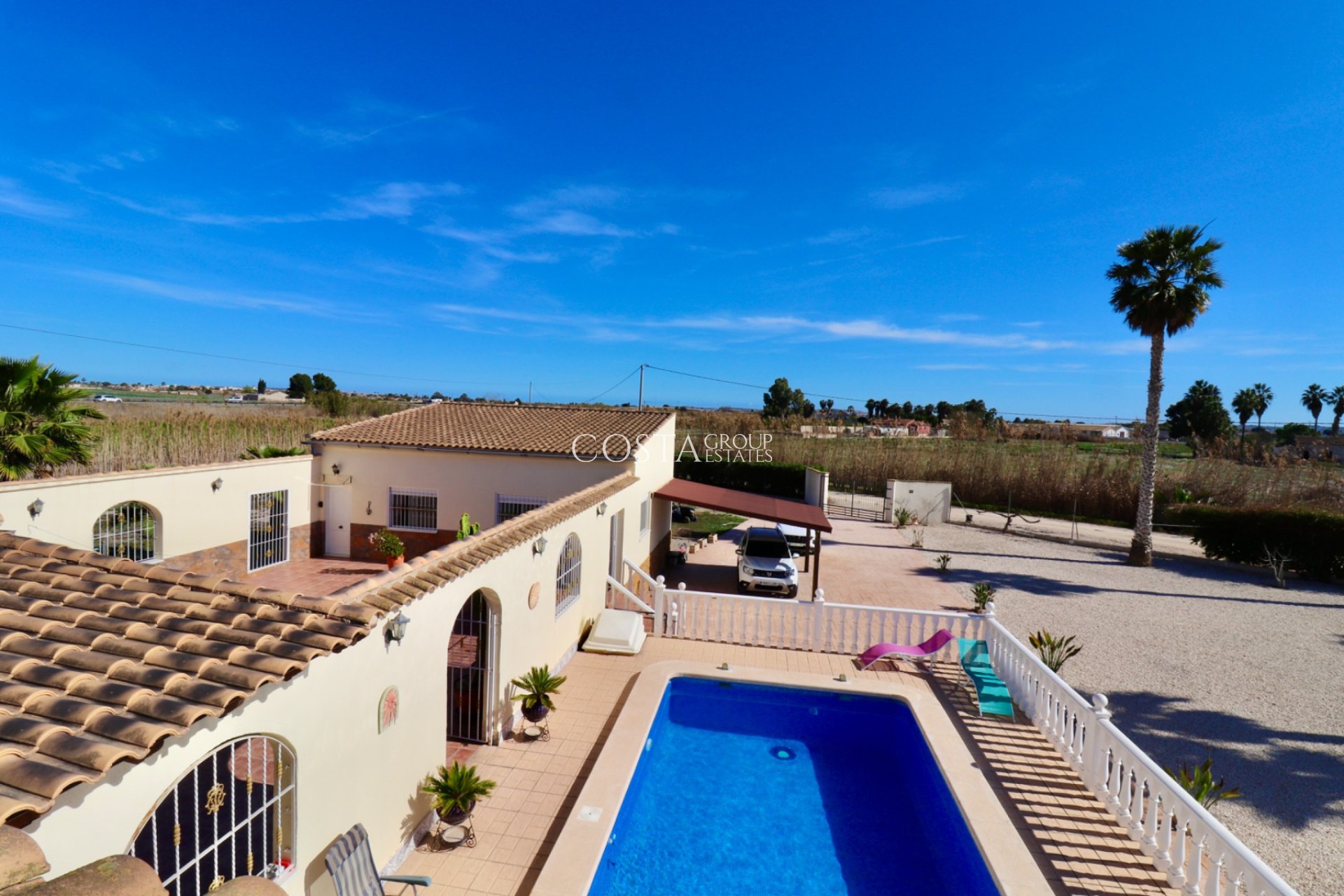 Revente - Villa -
Catral