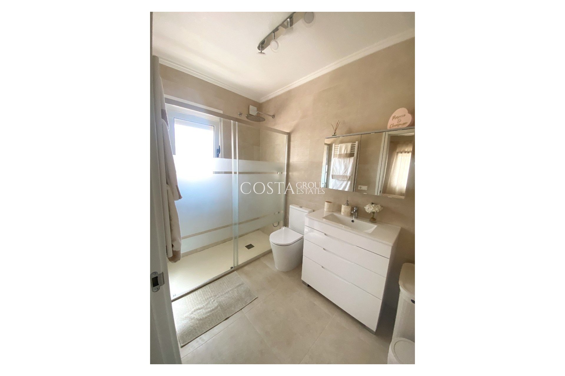 Revente - Villa -
Ciudad Quesada - Doña Pepa