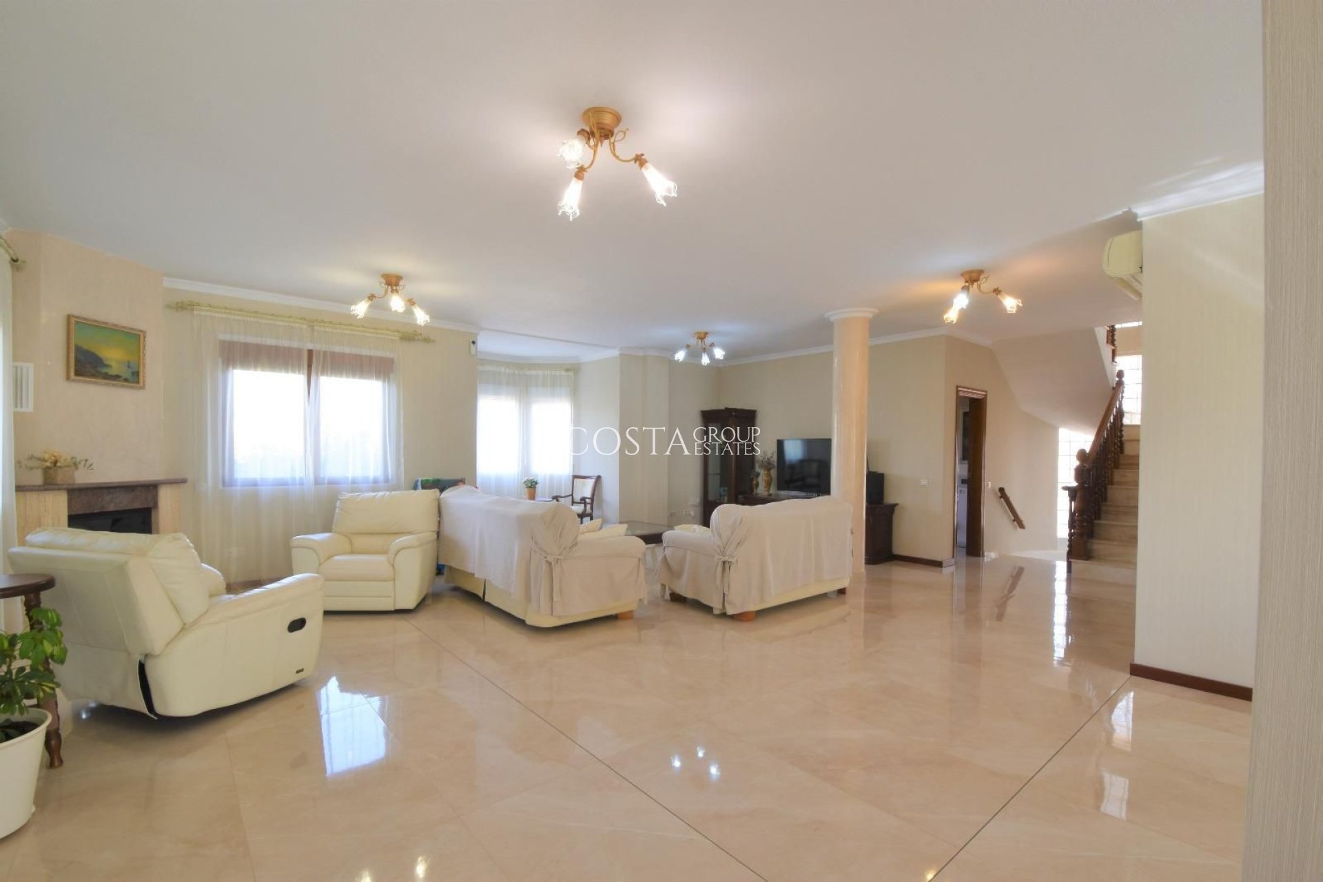 Revente - Villa -
Ciudad Quesada - Urbanizaciones