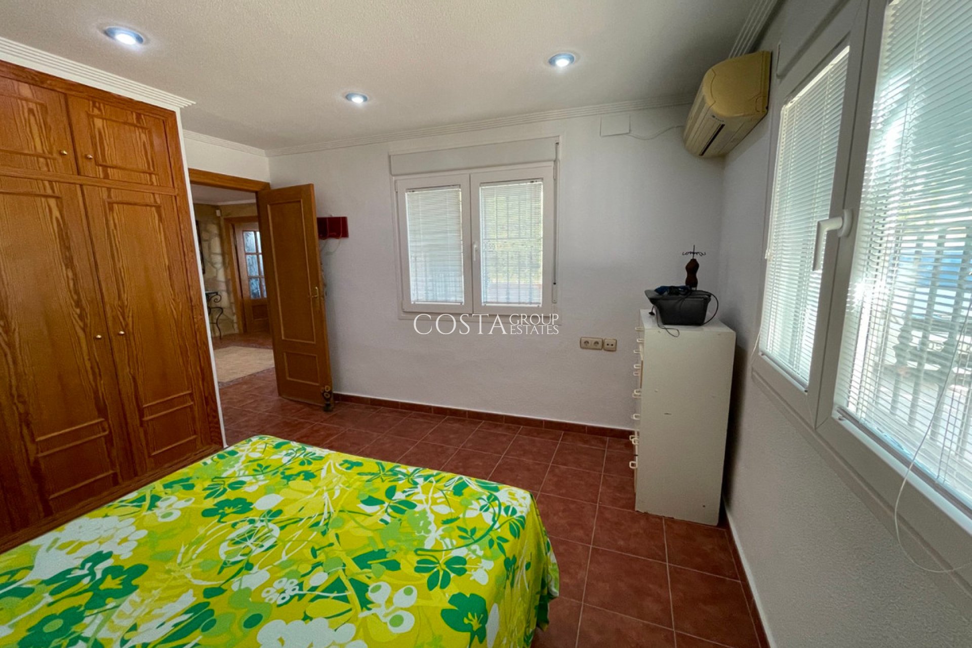 Revente - Villa -
Crevillente - Crevillent - Crevillente - Crevillent Centro