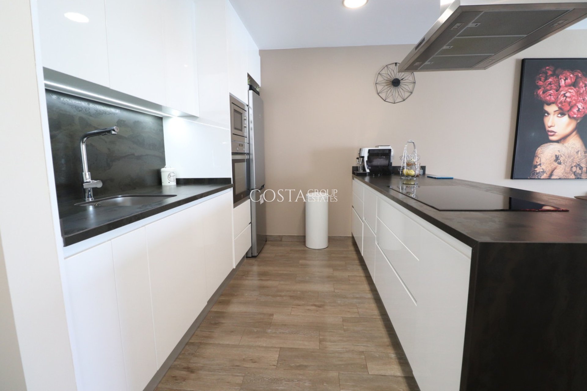 Revente - Villa -
Daya Vieja - Daya Vieja Centro