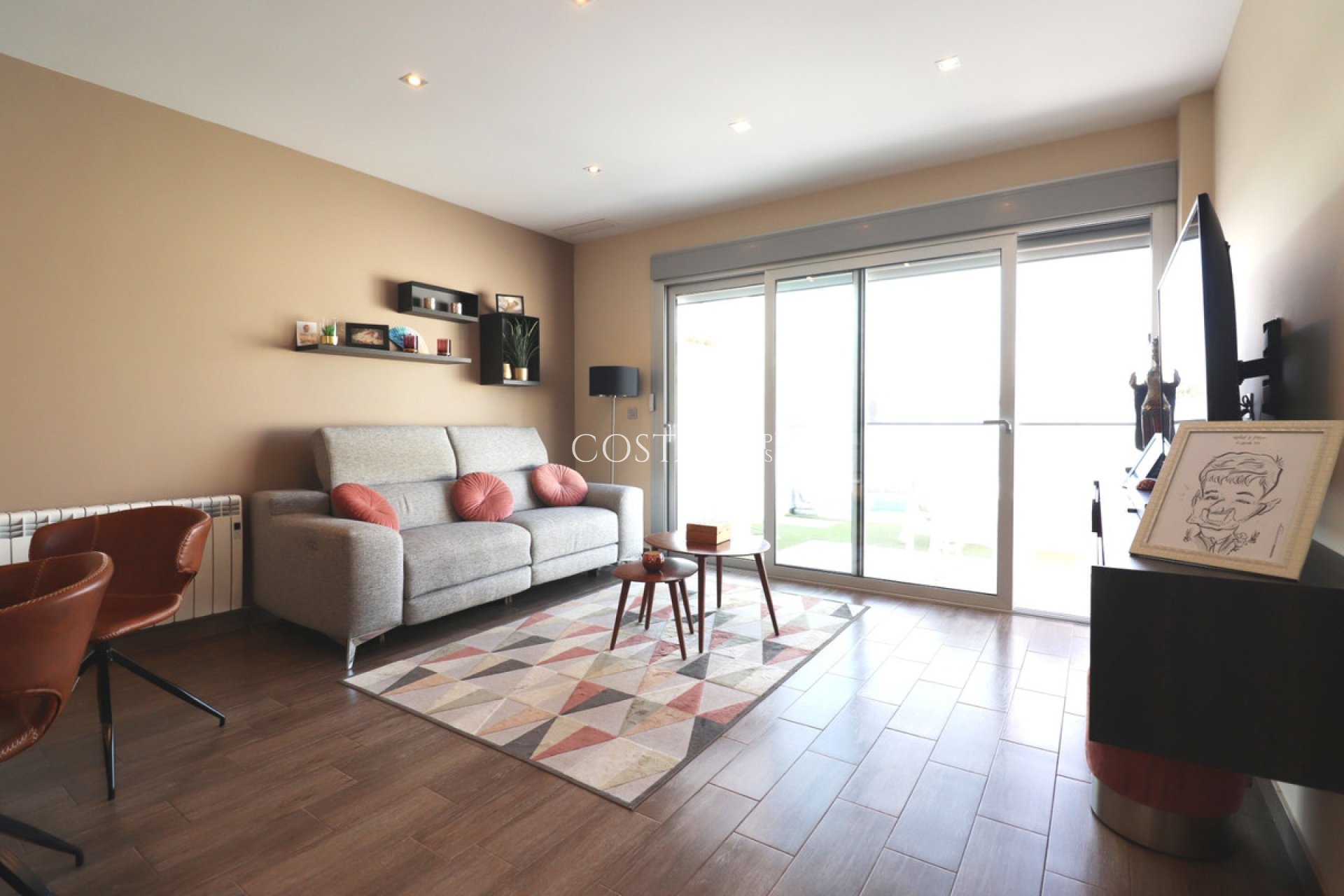 Revente - Villa -
Daya Vieja - Daya Vieja Centro