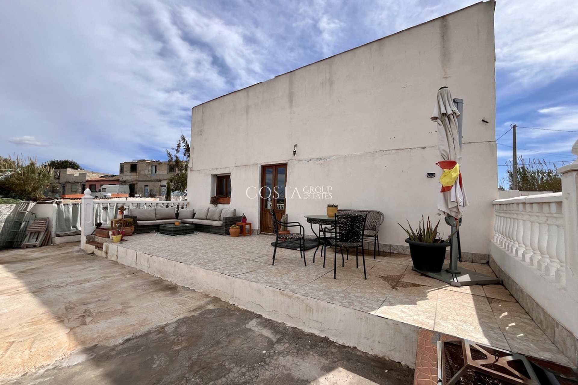 Revente - Villa -
Dolores - Dolores Centro