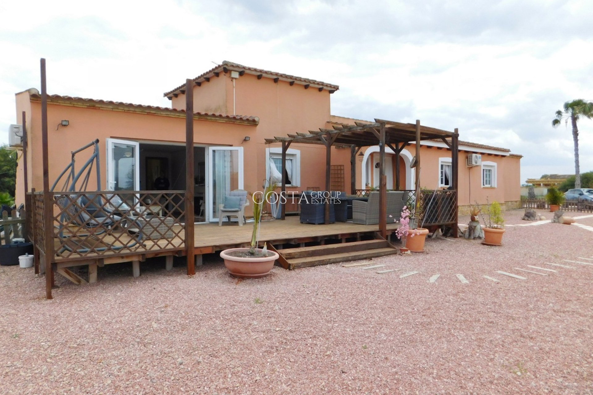 Revente - Villa -
Dolores - Dolores Centro