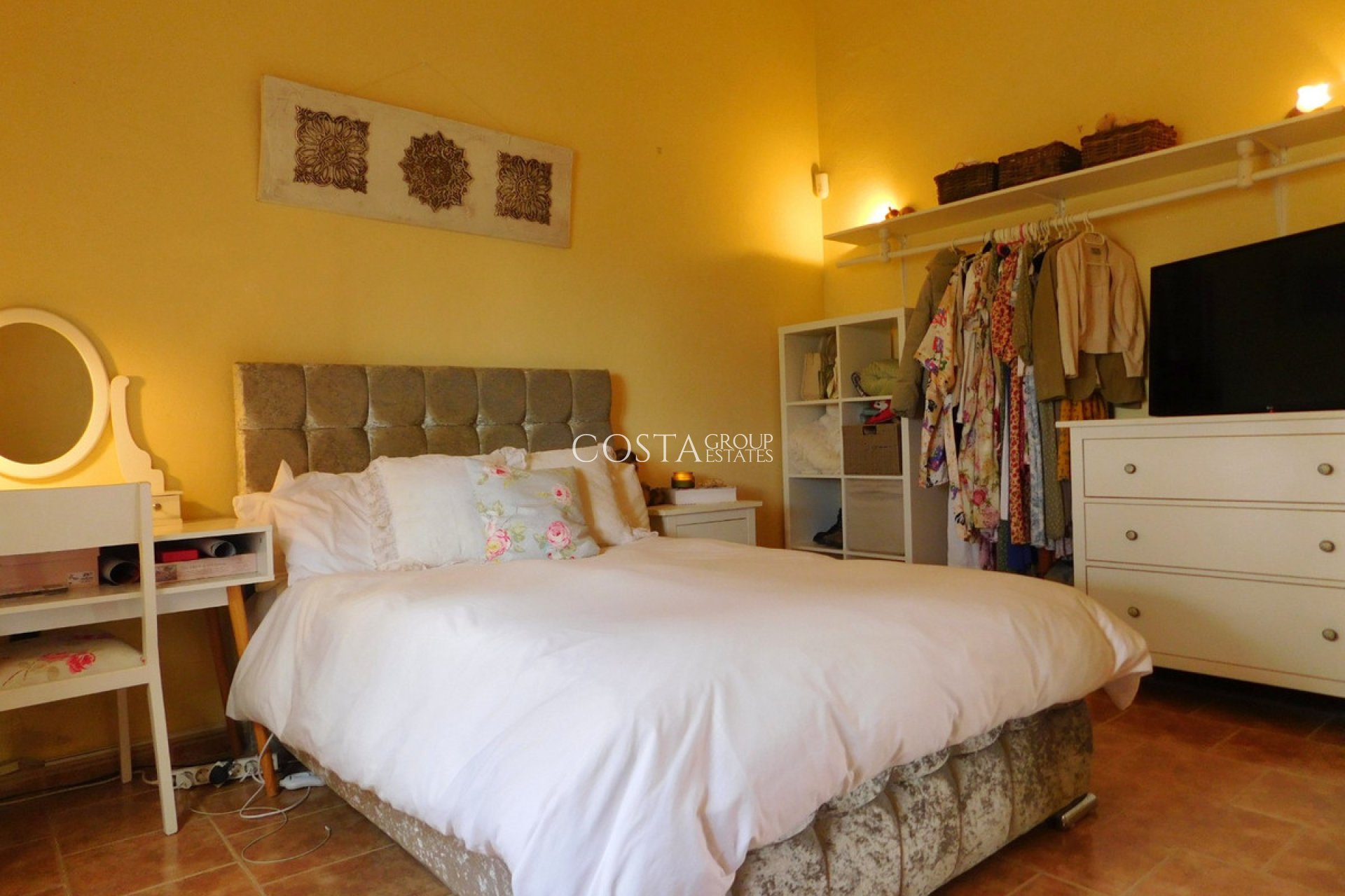 Revente - Villa -
Dolores - Dolores Centro