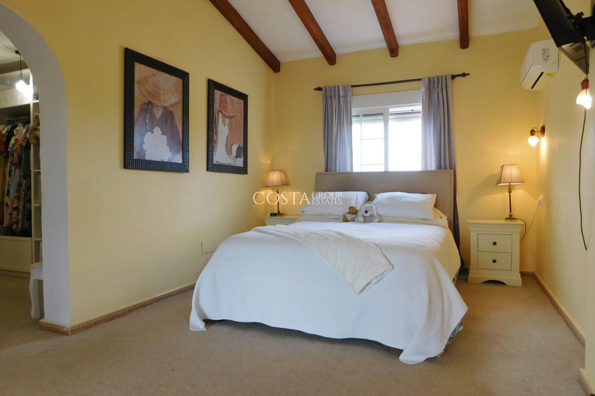 Revente - Villa -
Dolores - Dolores Centro