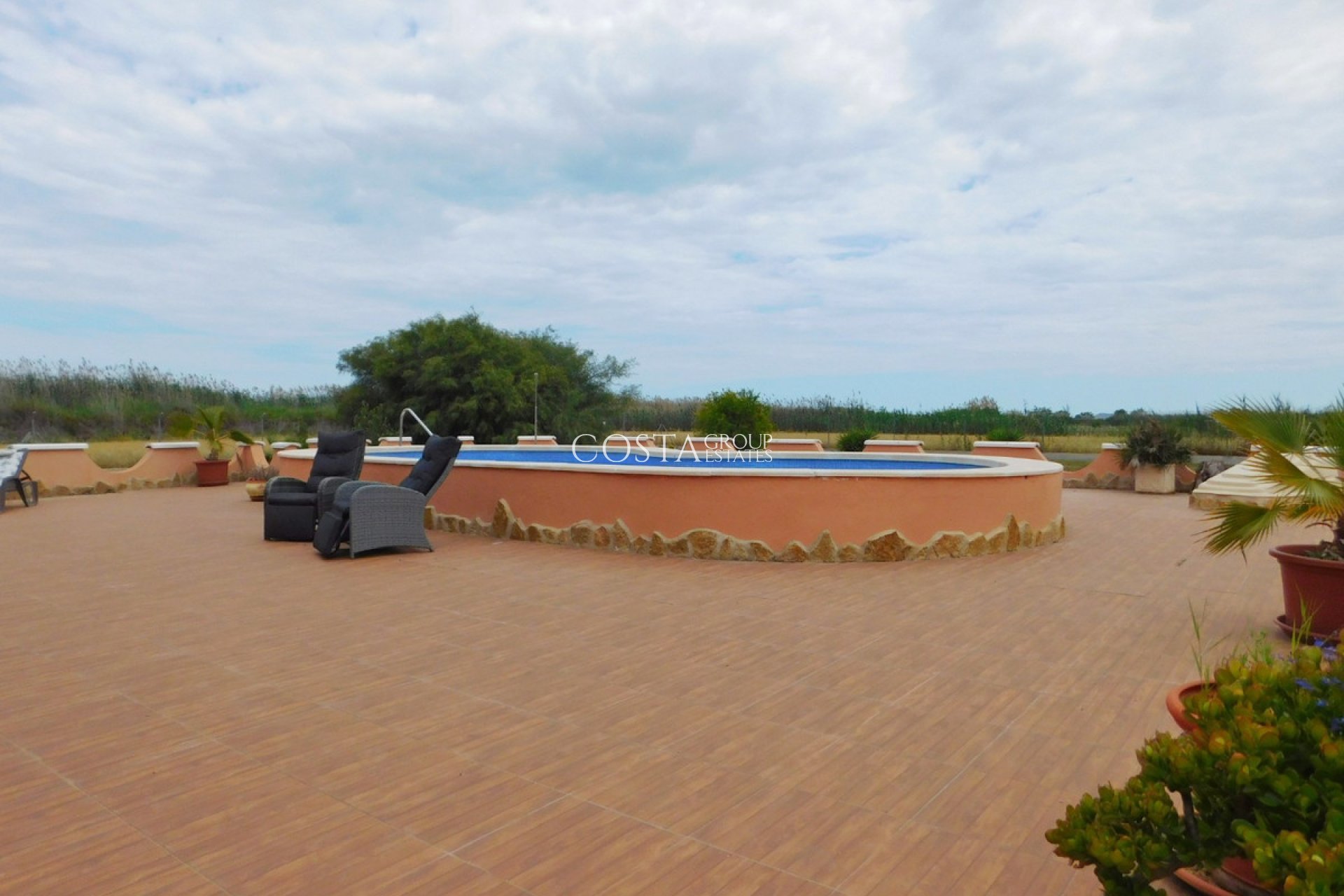 Revente - Villa -
Dolores - Dolores Centro