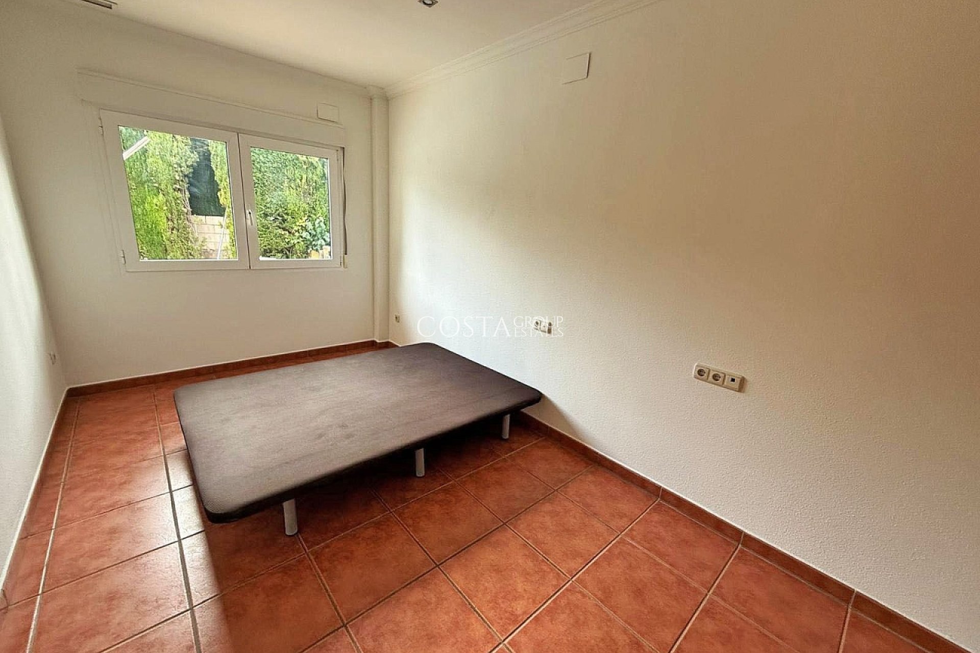 Revente - Villa -
Elda