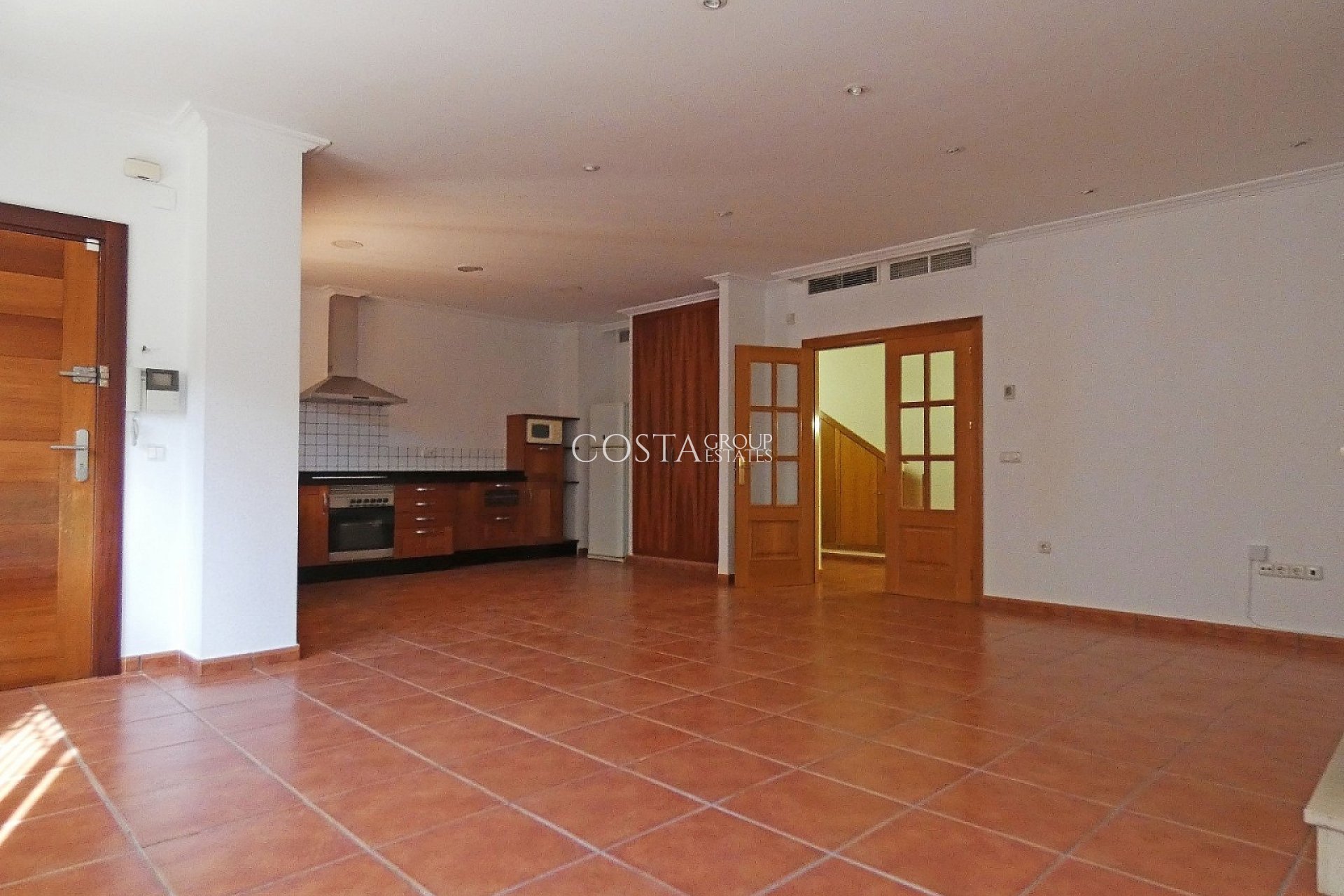 Revente - Villa -
Elda