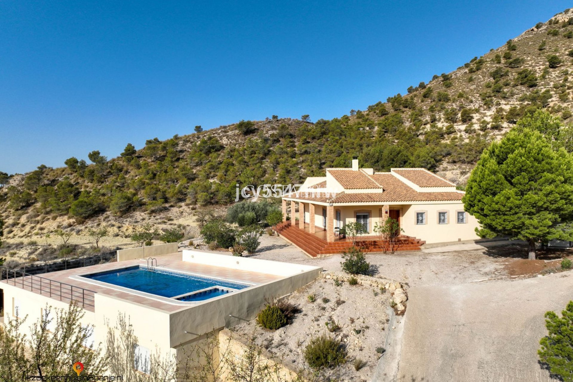 Revente - Villa -
Fortuna - Fortuna Centro