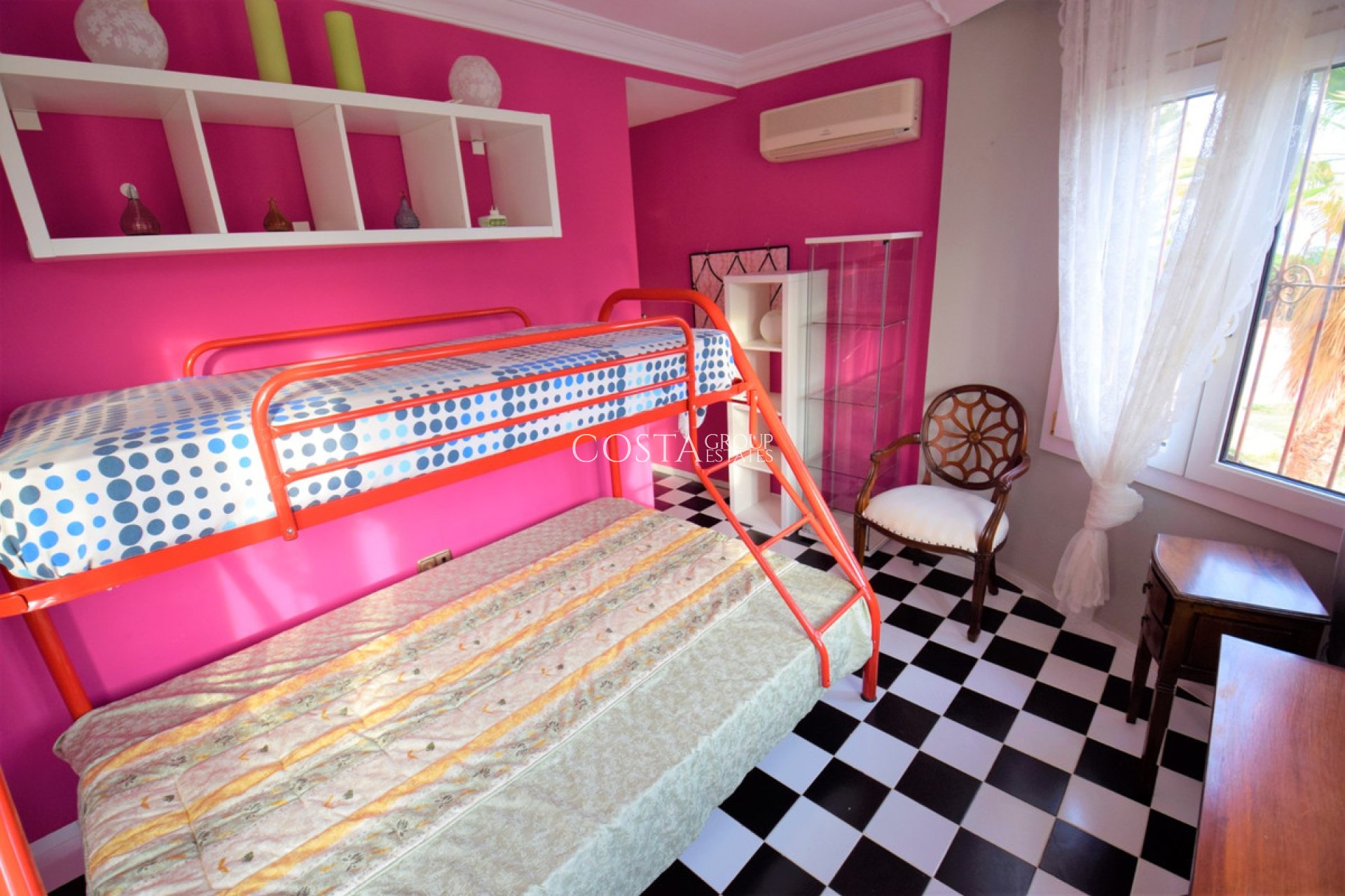 Revente - Villa -
Guardamar del Segura - Guardamar del Segura Centro