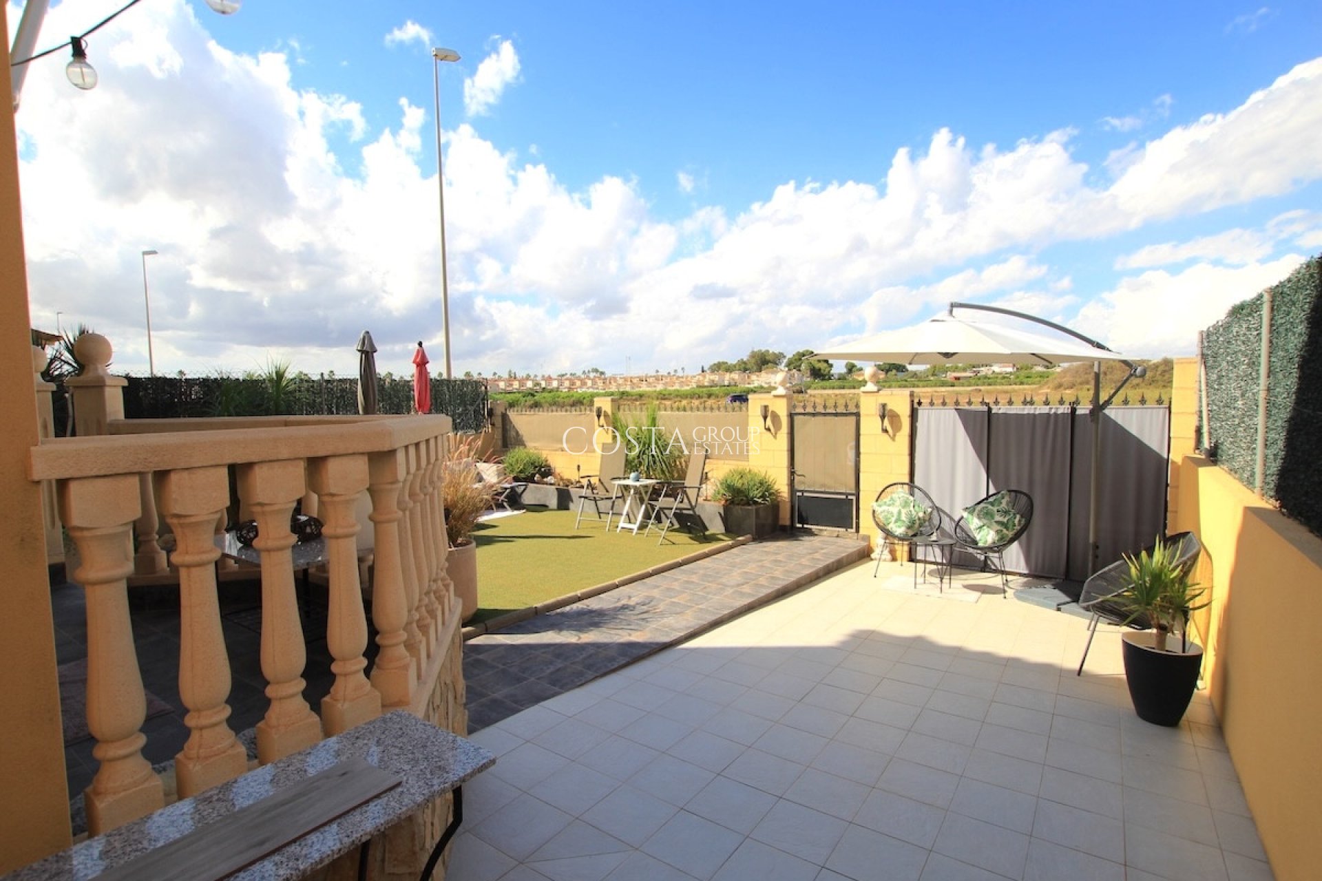 Revente - Villa -
Guardamar del Segura - Guardamar del Segura Centro