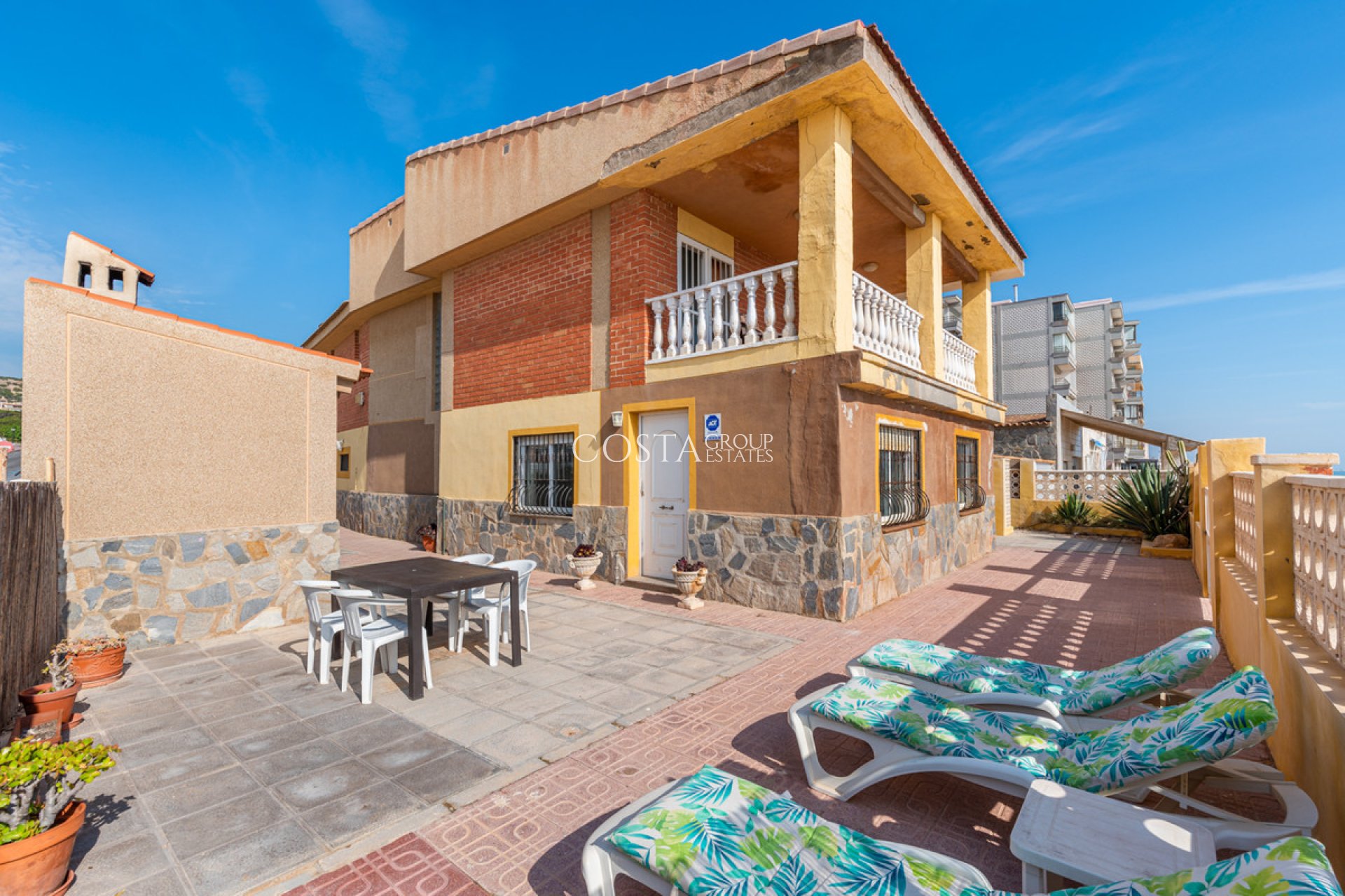 Revente - Villa -
Guardamar del Segura - Guardamar del Segura Centro
