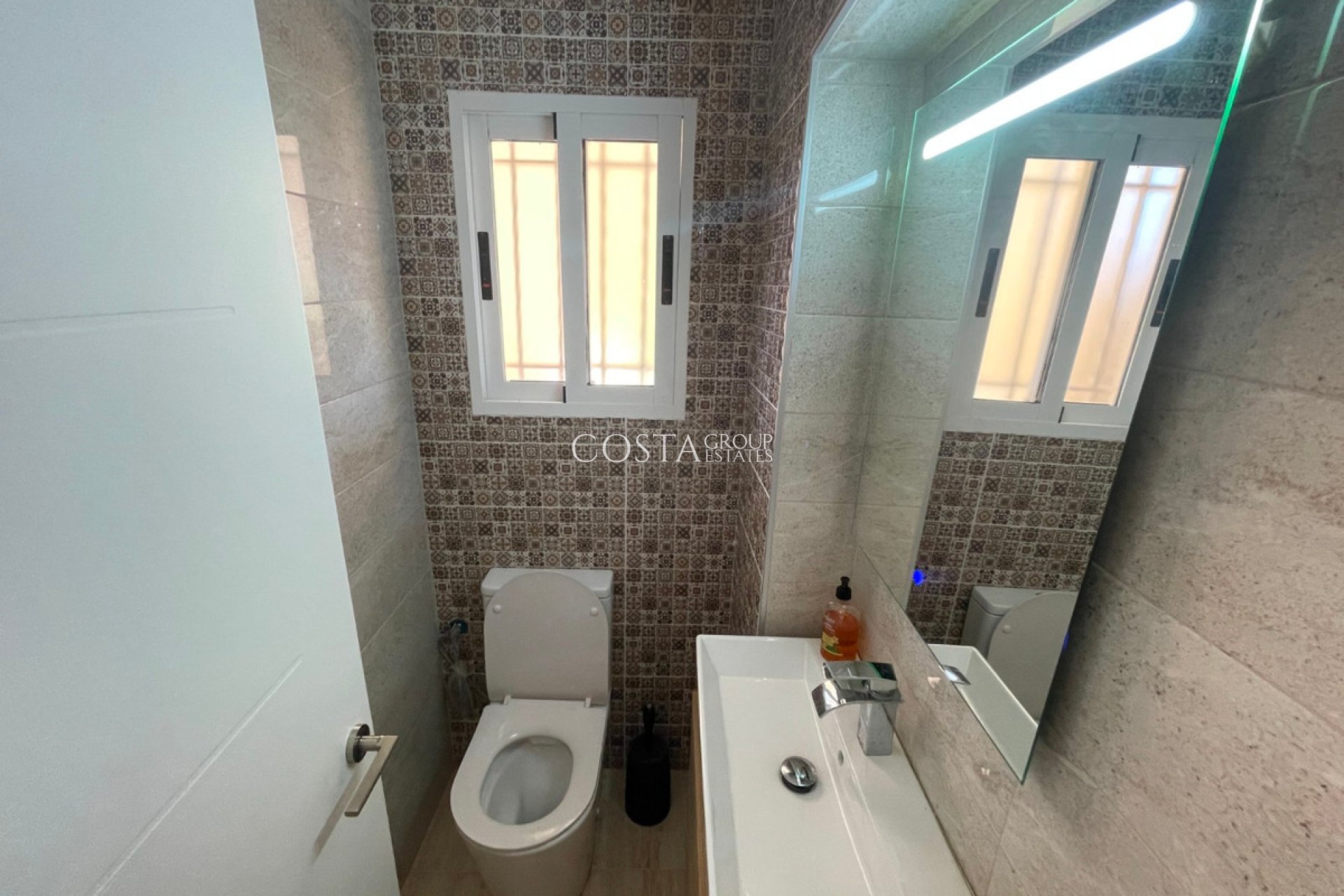 Revente - Villa -
Guardamar del Segura - Guardamar del Segura Centro