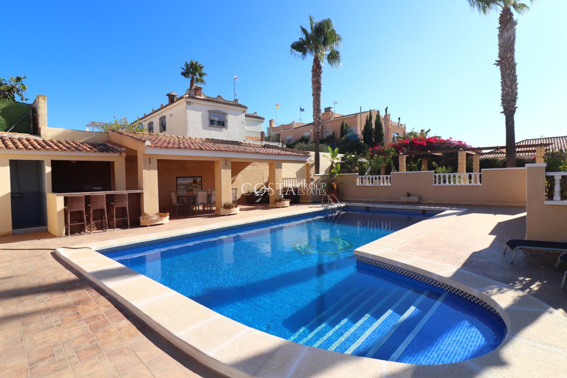 Revente - Villa -
La Marina - La Escuera