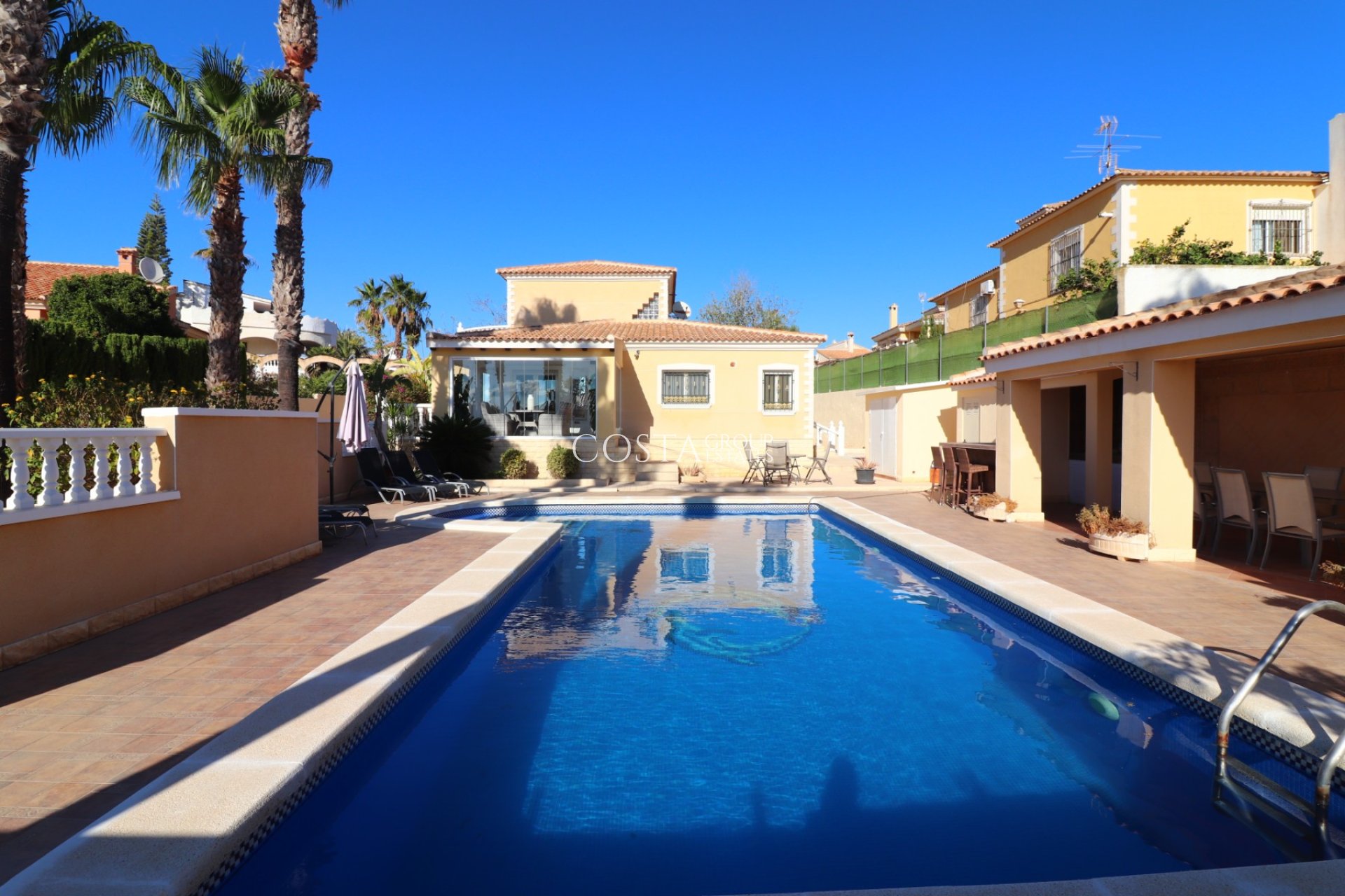 Revente - Villa -
La Marina - La Escuera