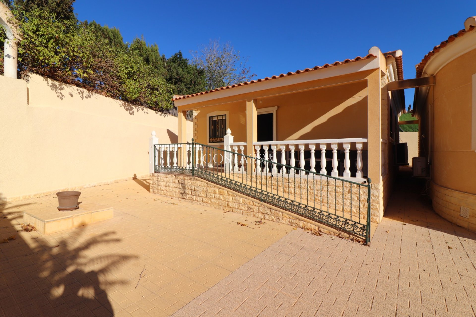 Revente - Villa -
La Marina - La Escuera