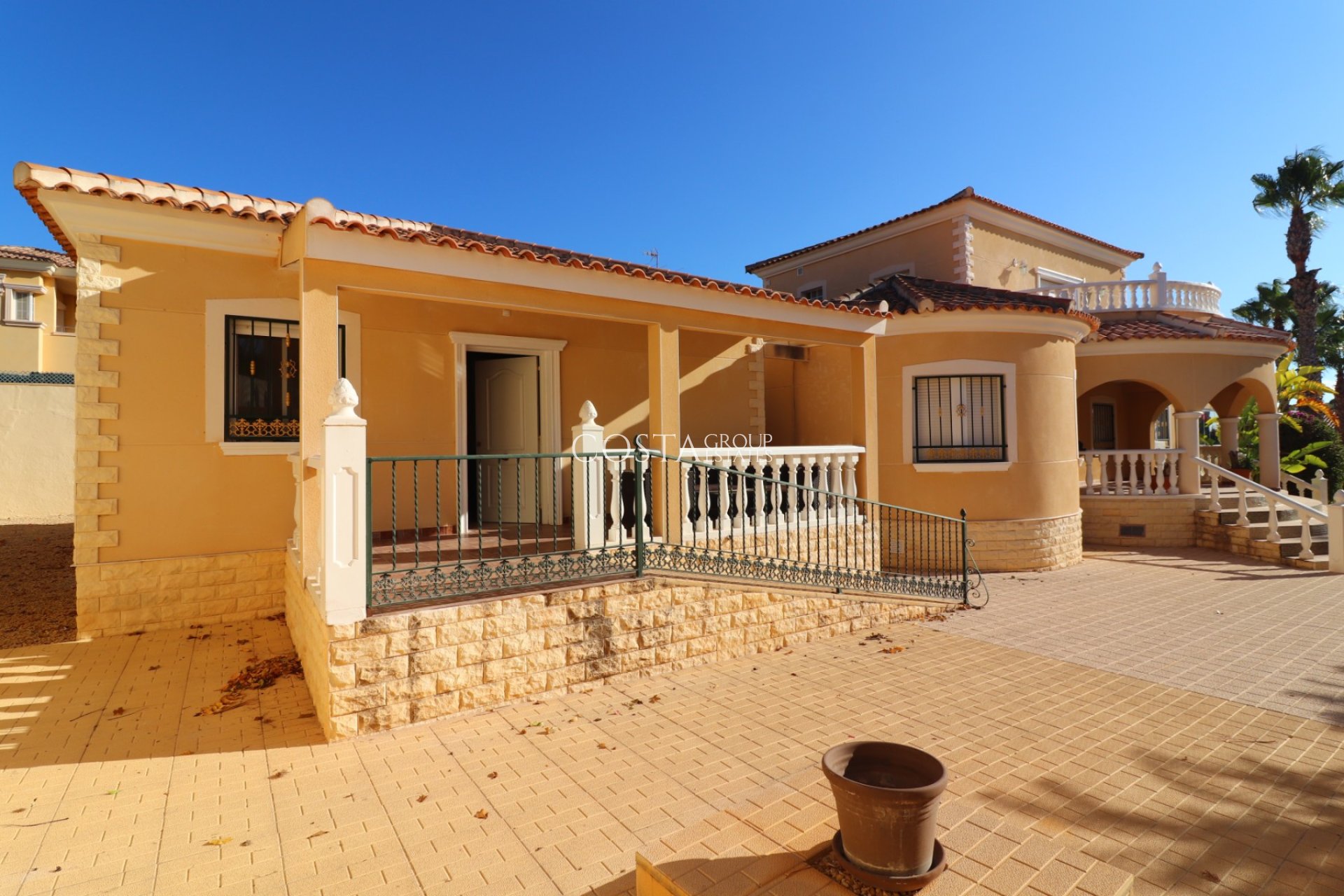 Revente - Villa -
La Marina - La Escuera