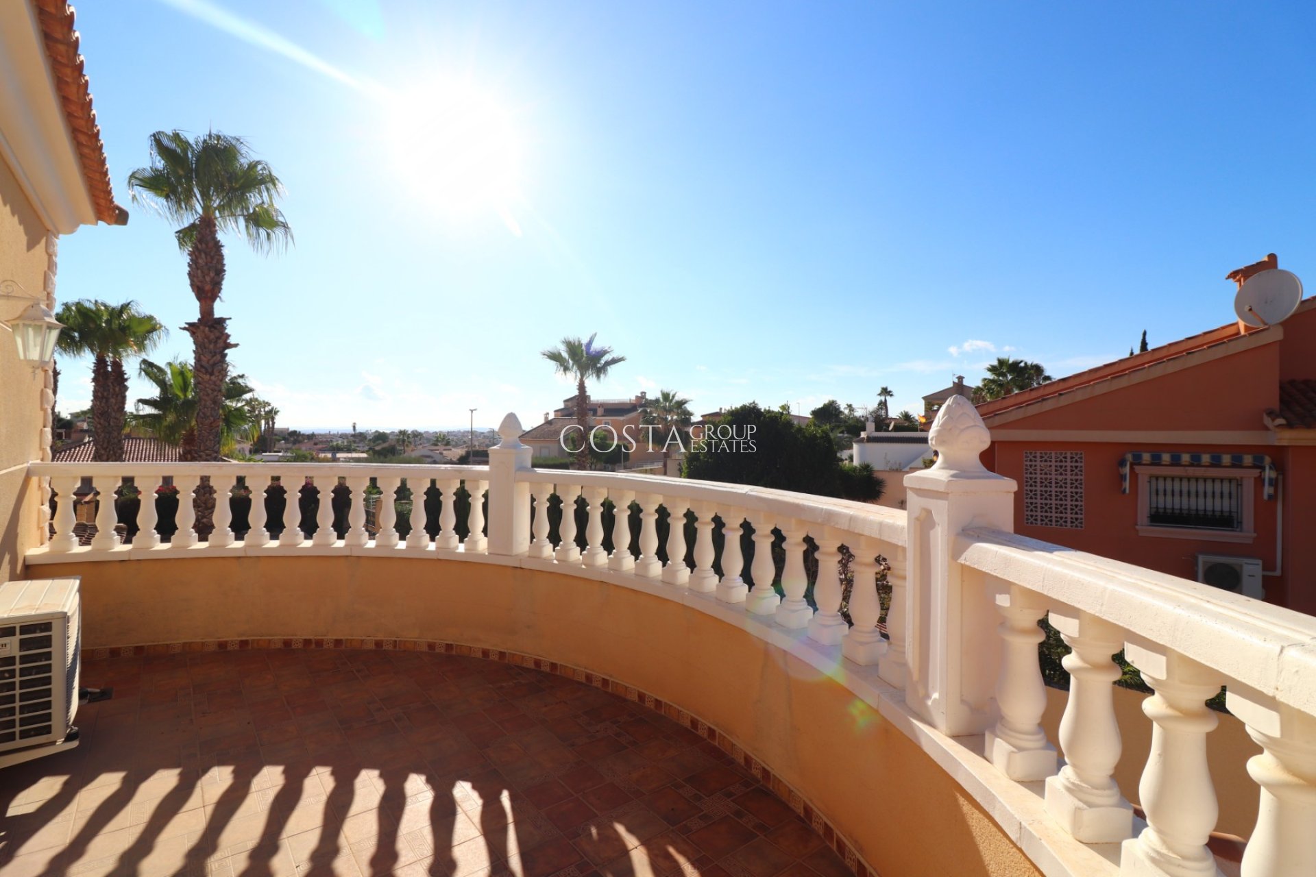 Revente - Villa -
La Marina - La Escuera