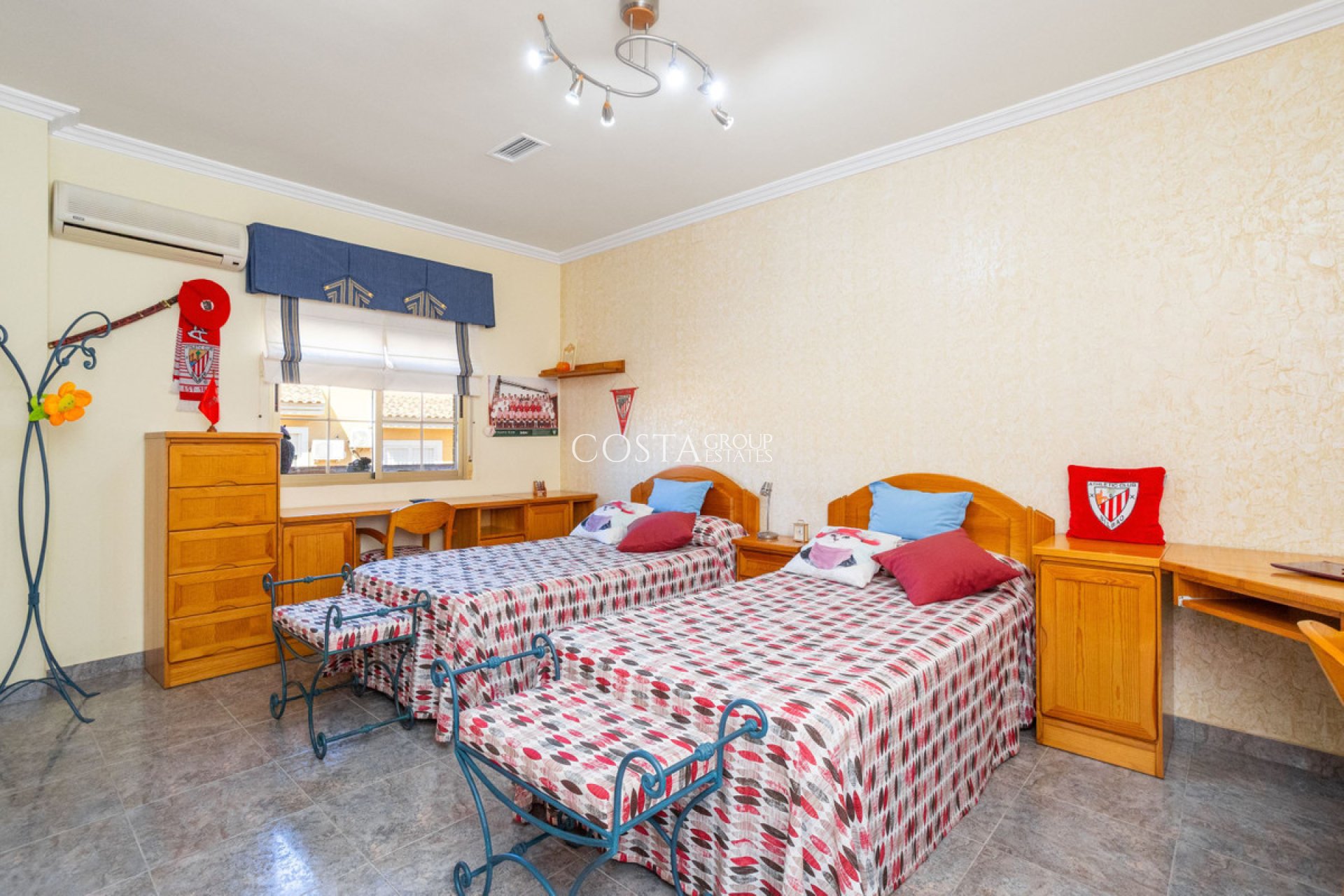 Revente - Villa -
La Union - La Union Centro