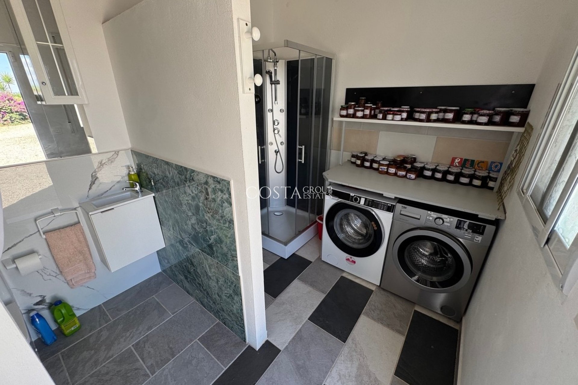 Revente - Villa -
Lorca - Almendricos