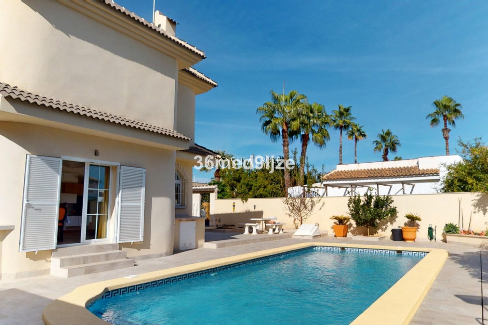 Revente - Villa -
Los Alcazares - Los Narejos