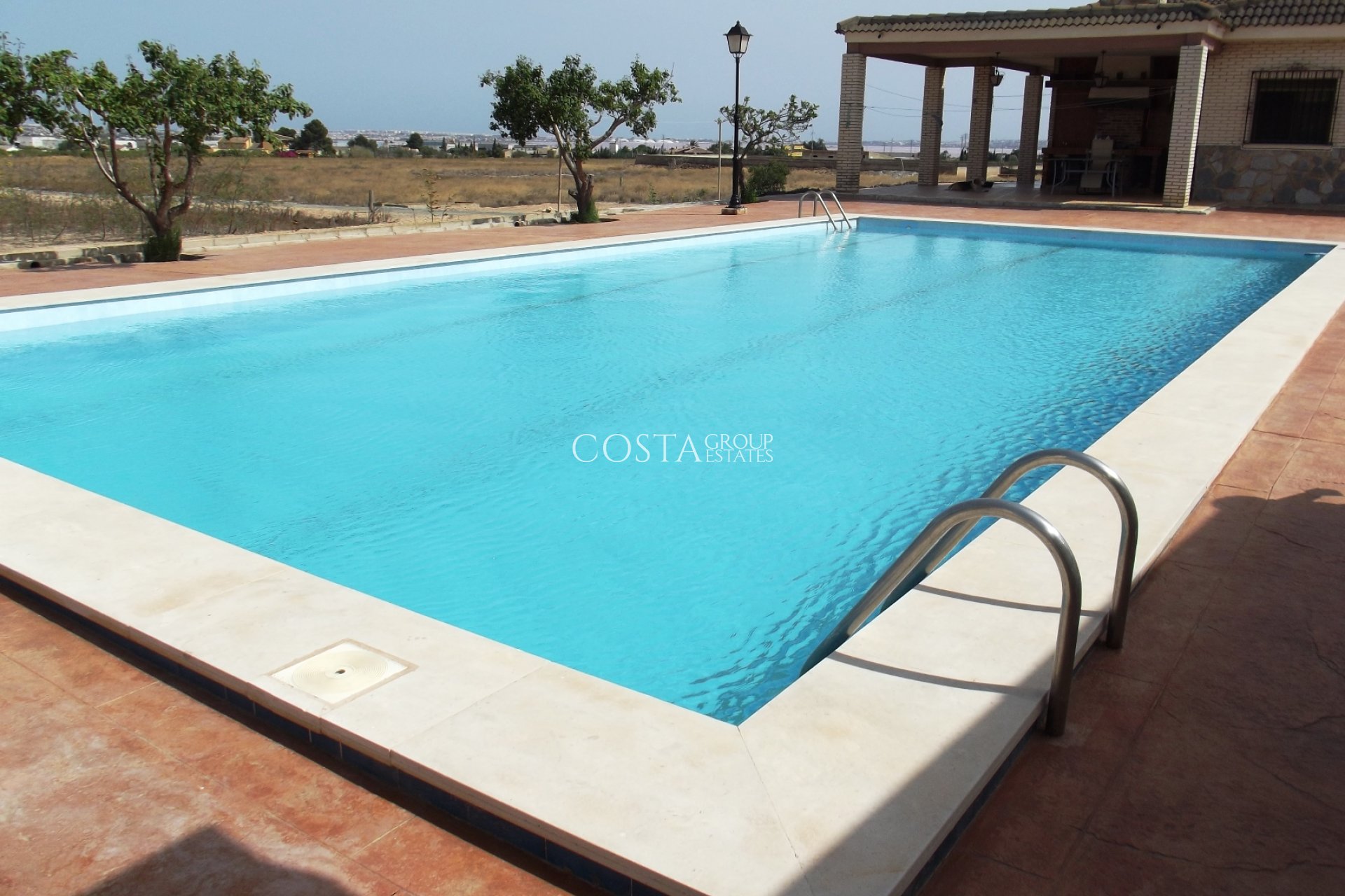 Revente - Villa -
Los Montesinos - La Herrada