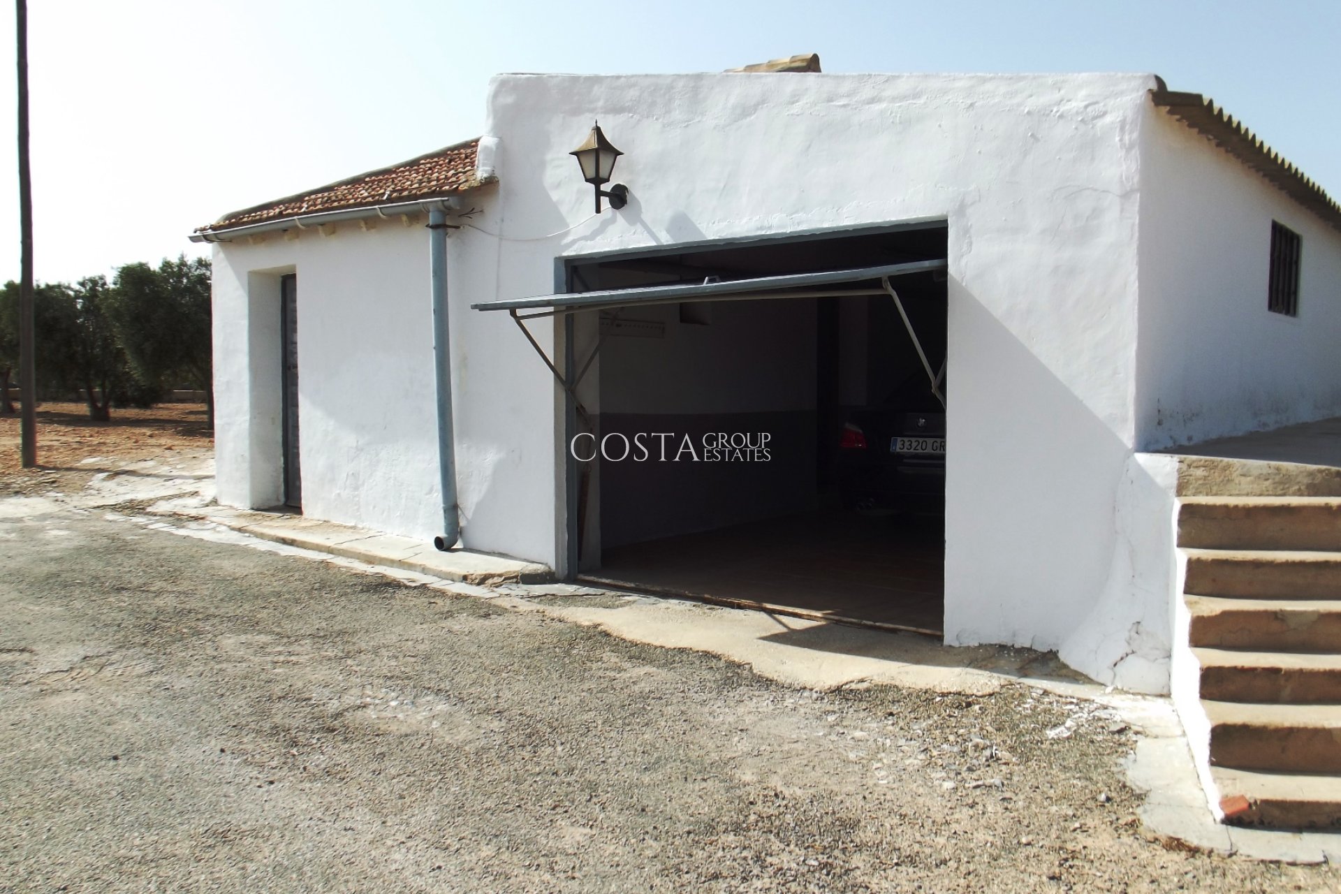 Revente - Villa -
Los Montesinos - La Herrada