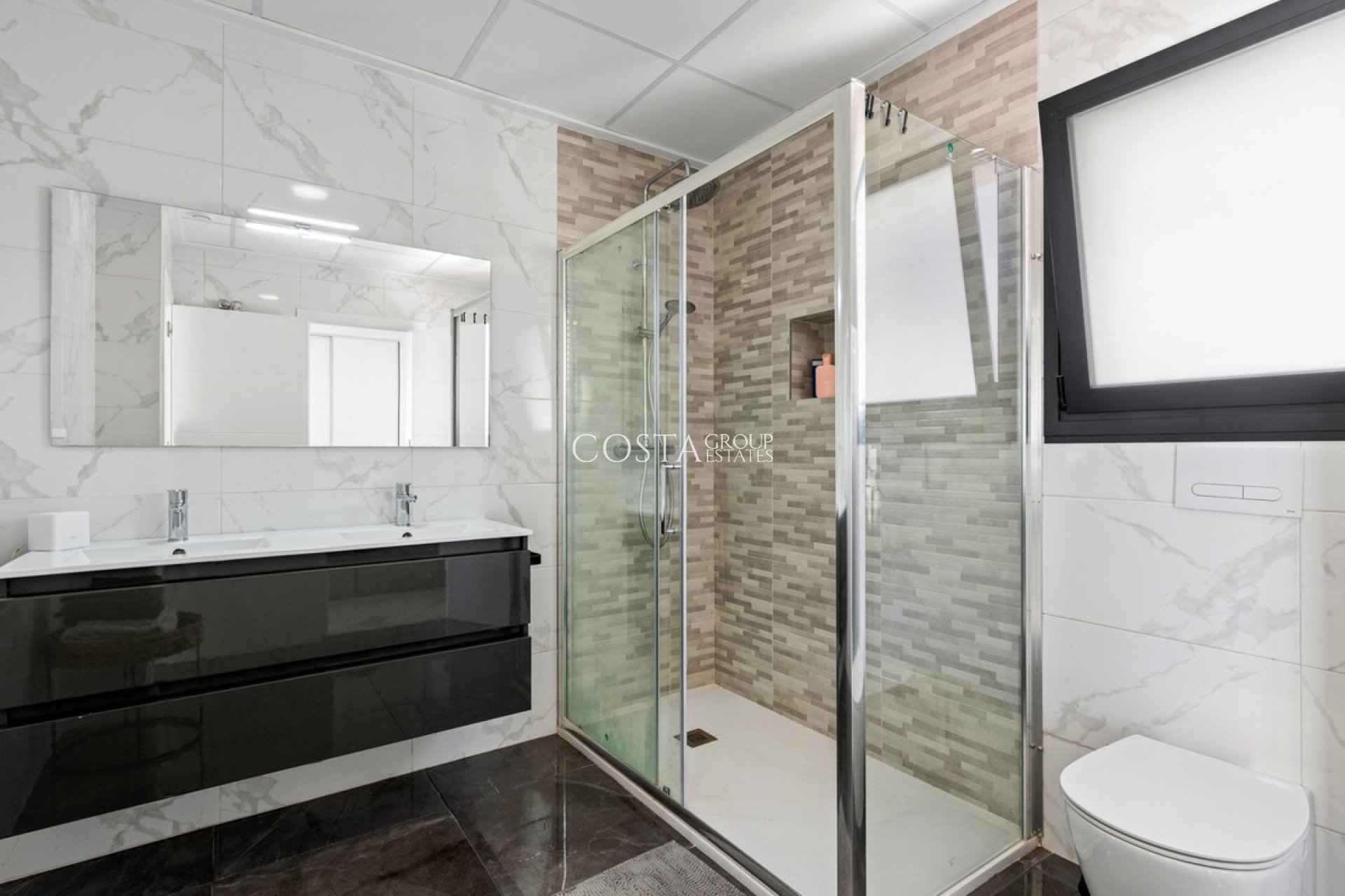 Revente - Villa -
Los Montesinos - Los Montesinos Centro