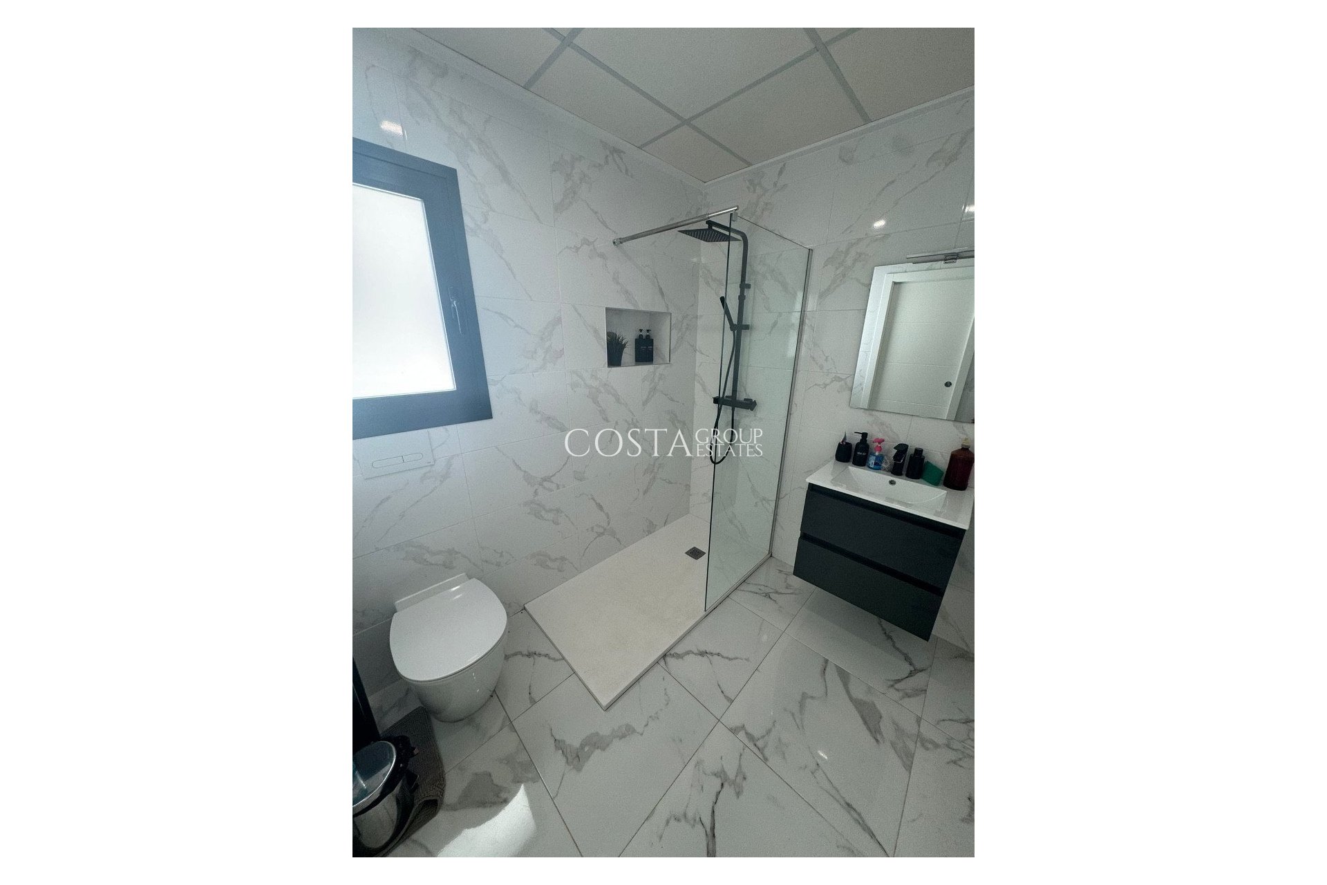 Revente - Villa -
Los Montesinos - Los Montesinos Centro