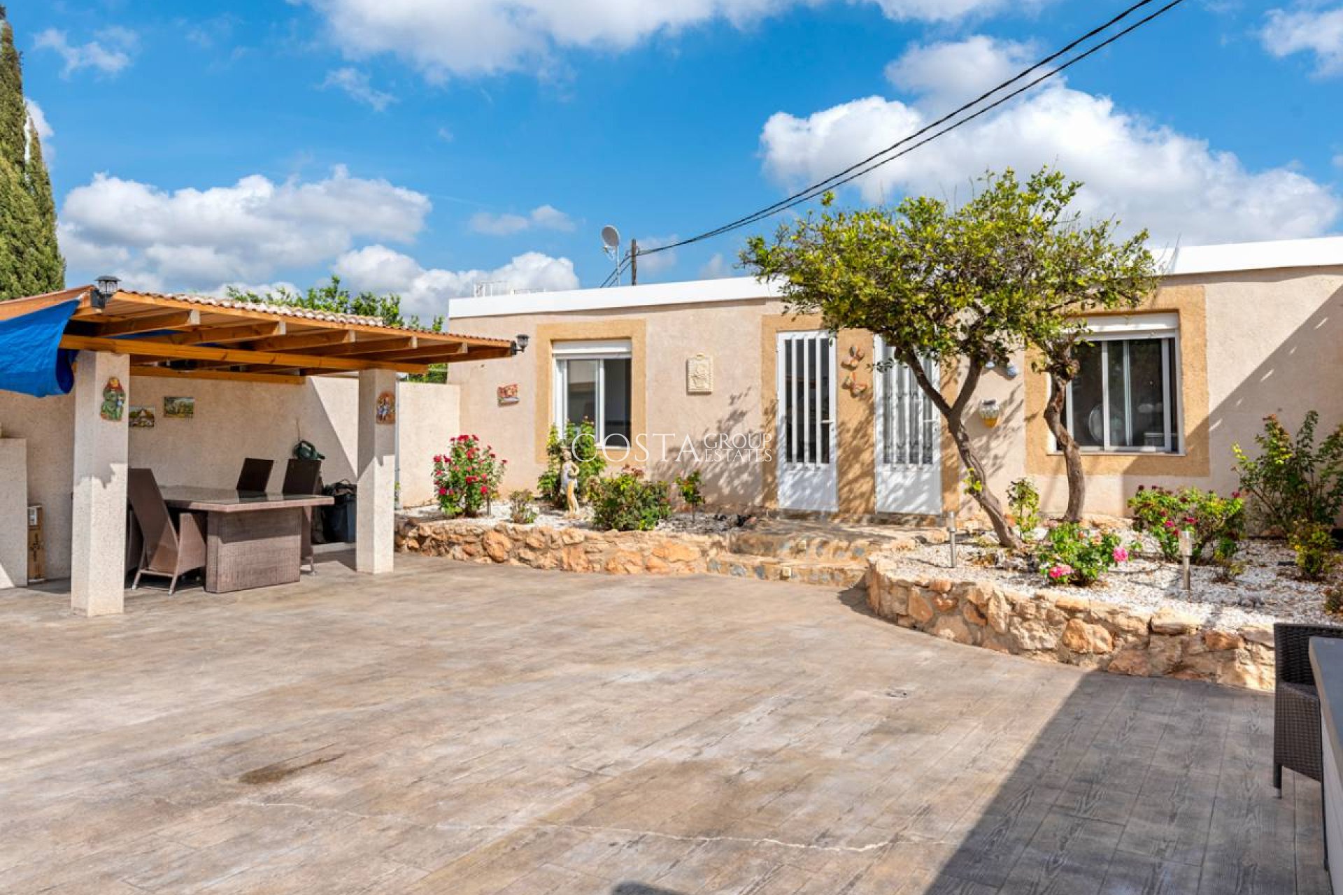 Revente - Villa -
Los Montesinos