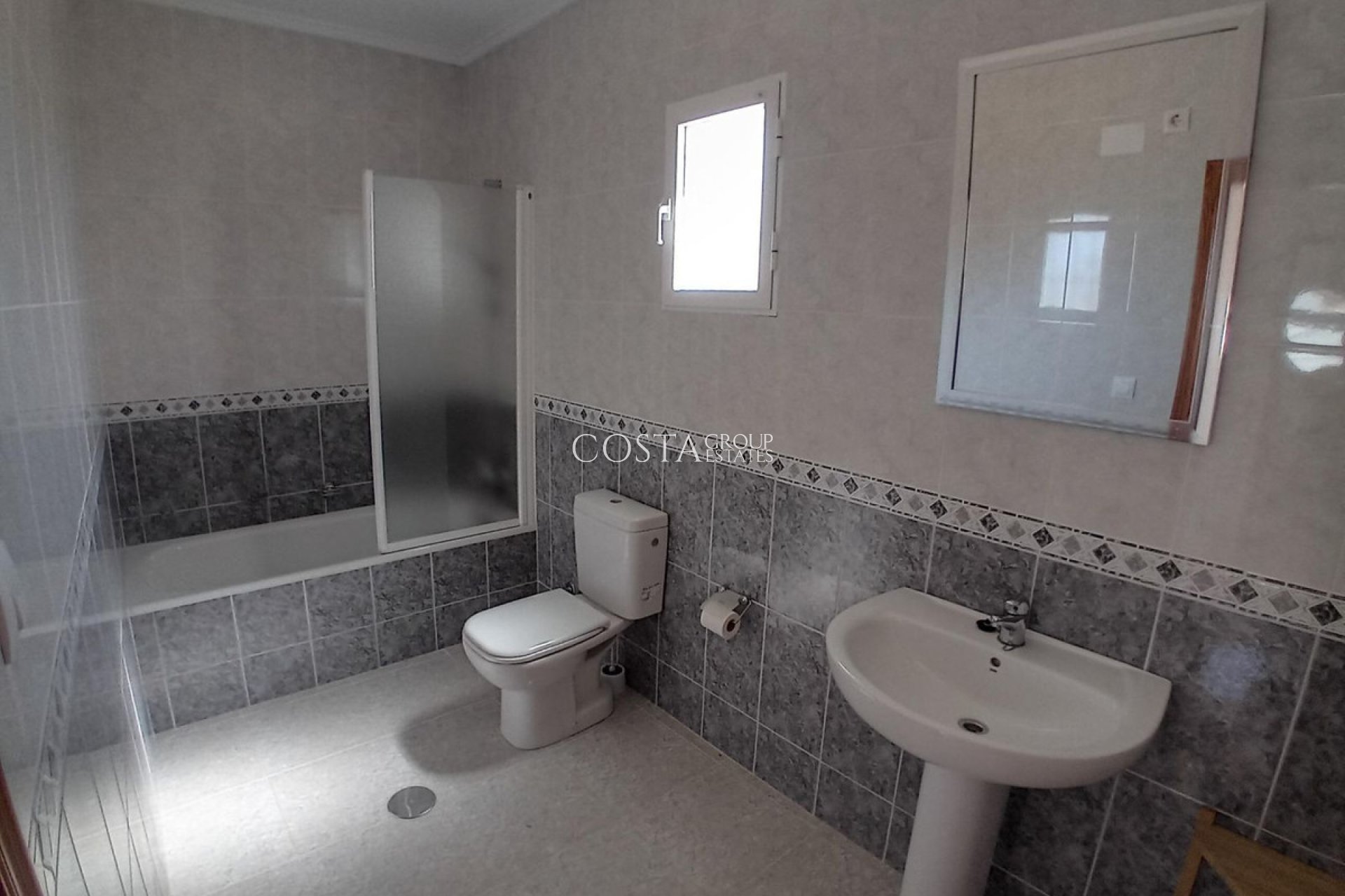 Revente - Villa -
Mazarrón - Mazarrón Centro