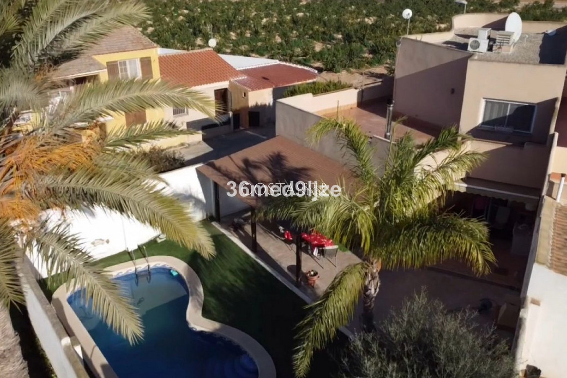 Revente - Villa -
Murcia - Dolores