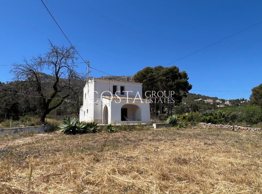 Revente - Villa -
Novelda - Estación