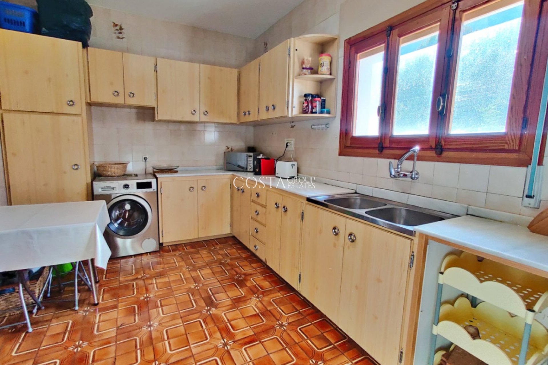 Revente - Villa -
Novelda - Estación