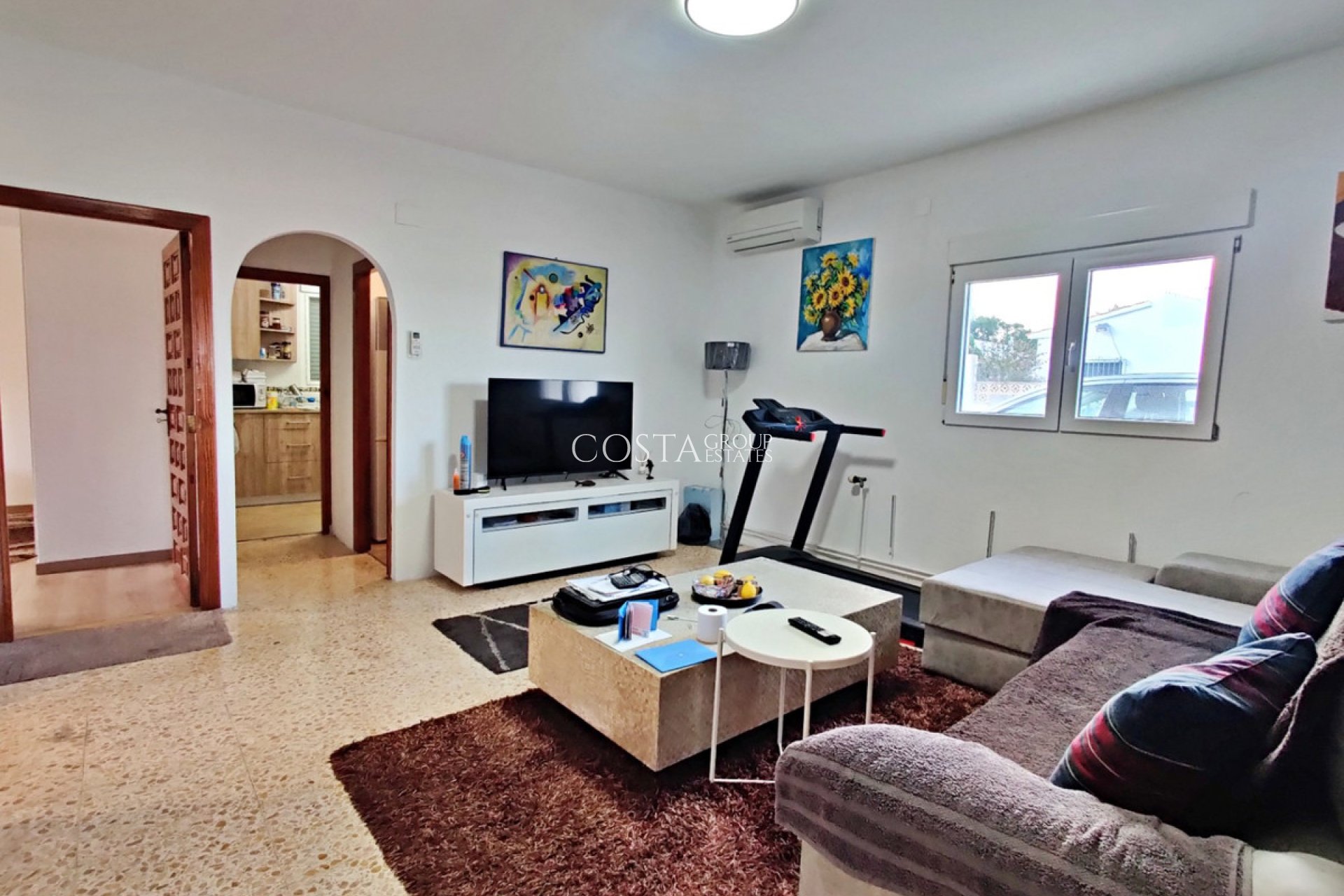 Revente - Villa -
Novelda - Estación