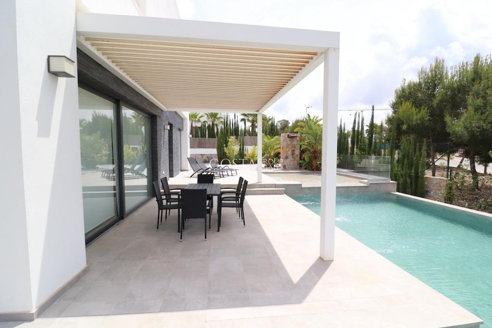 Revente - Villa -
Orihuela - Campoamor