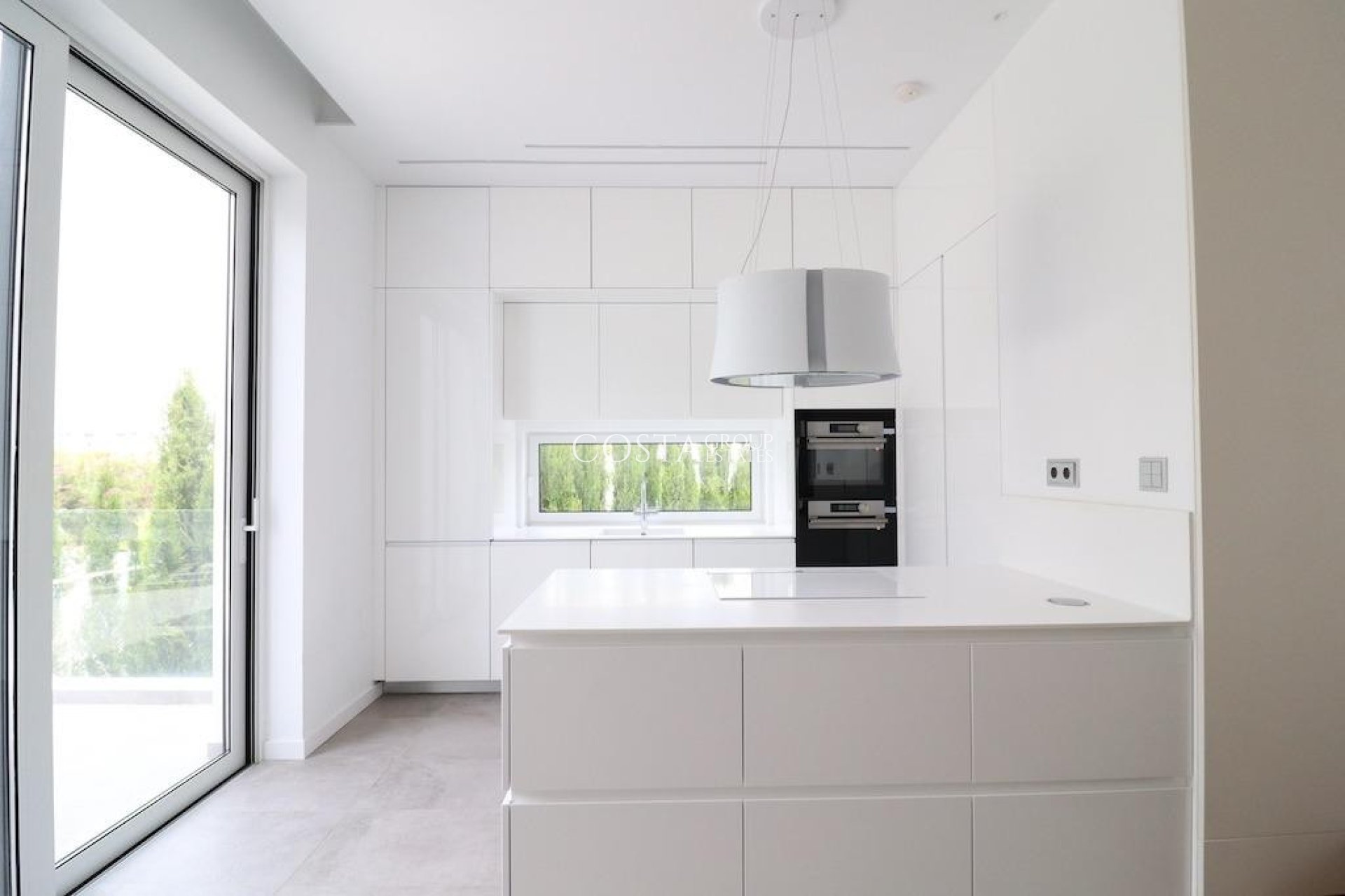 Revente - Villa -
Orihuela - Campoamor