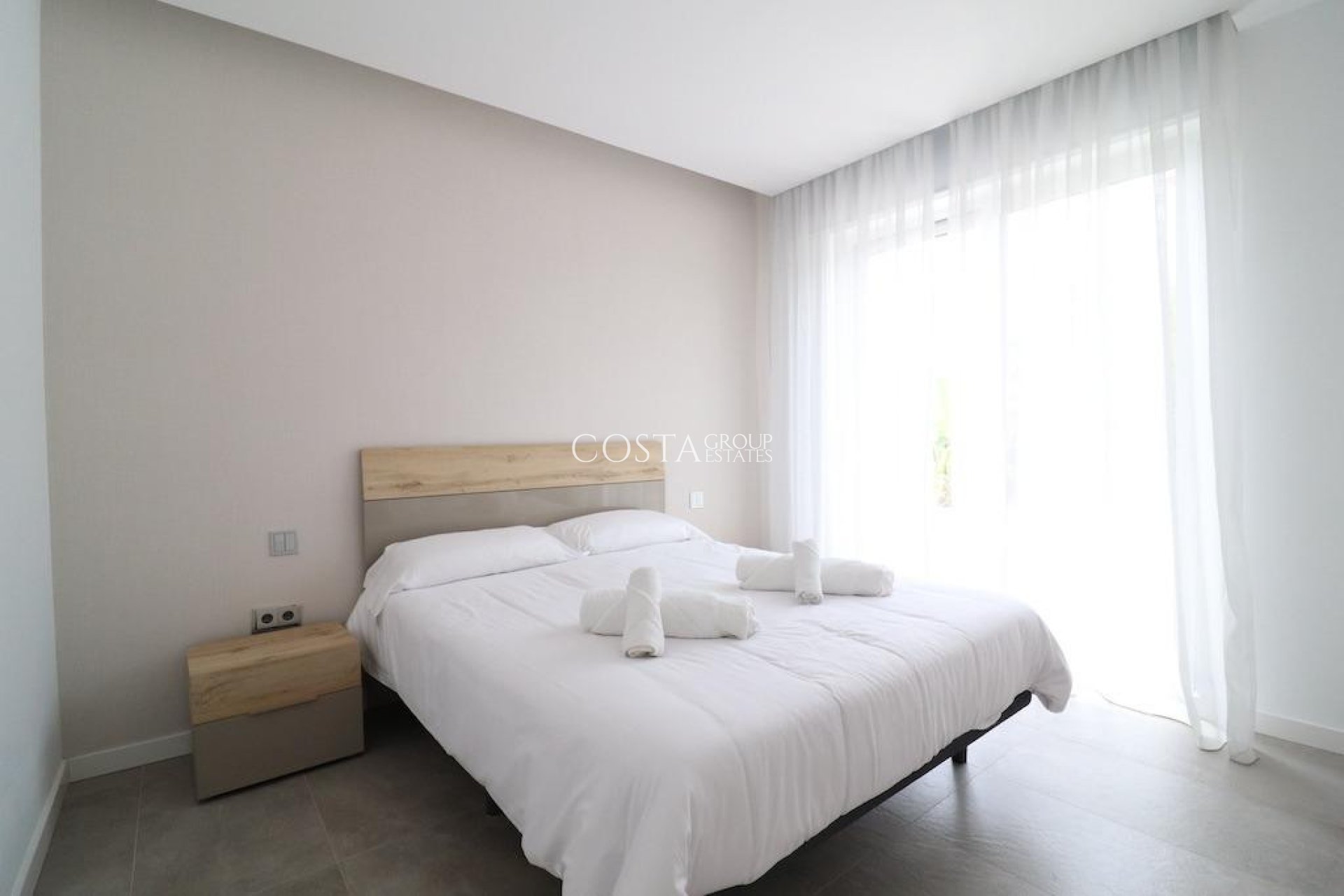 Revente - Villa -
Orihuela - Campoamor