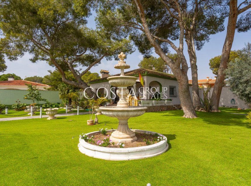 Revente - Villa -
Orihuela - Campoamor