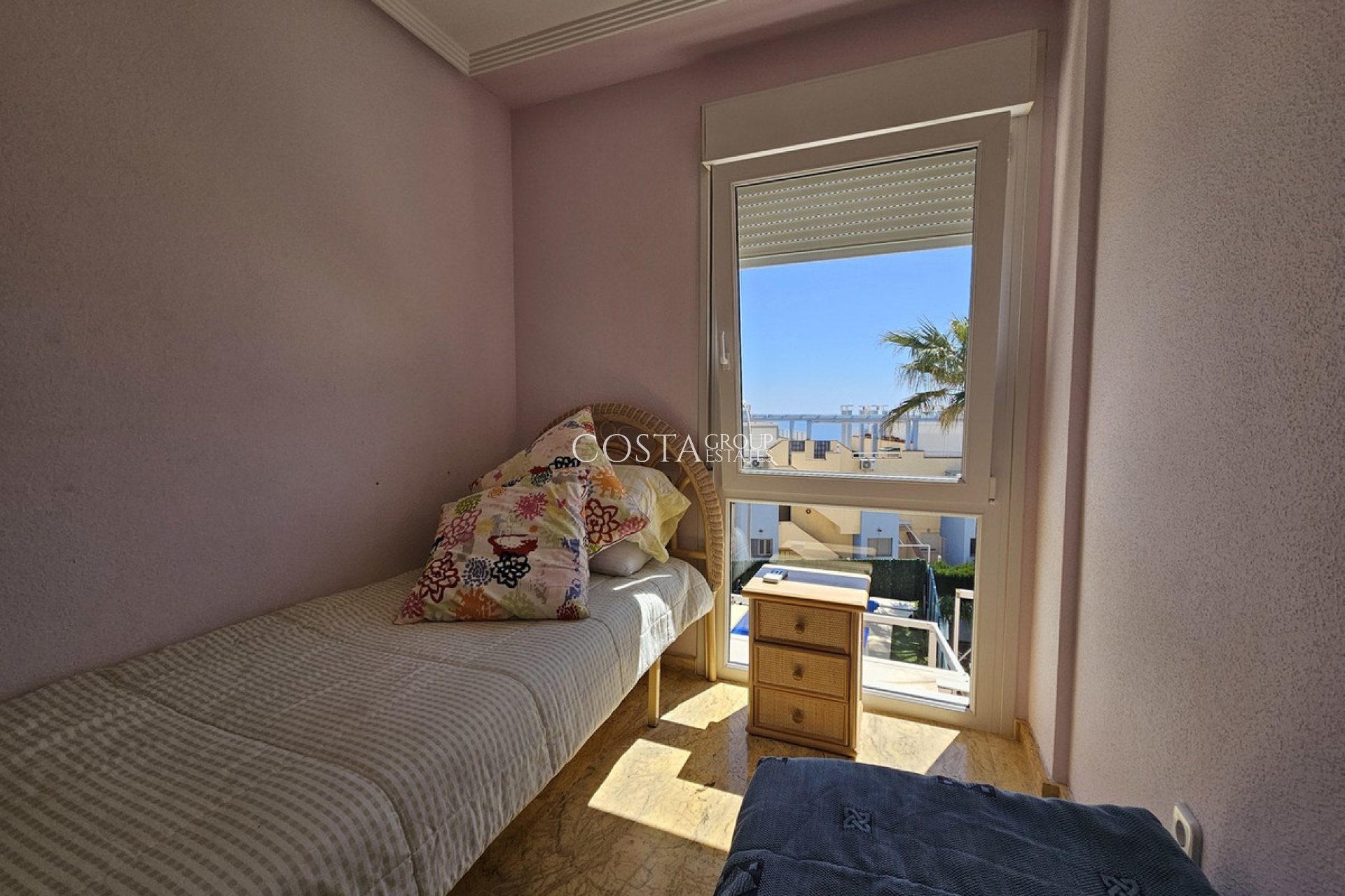 Revente - Villa -
Orihuela Costa - Cabo Roig