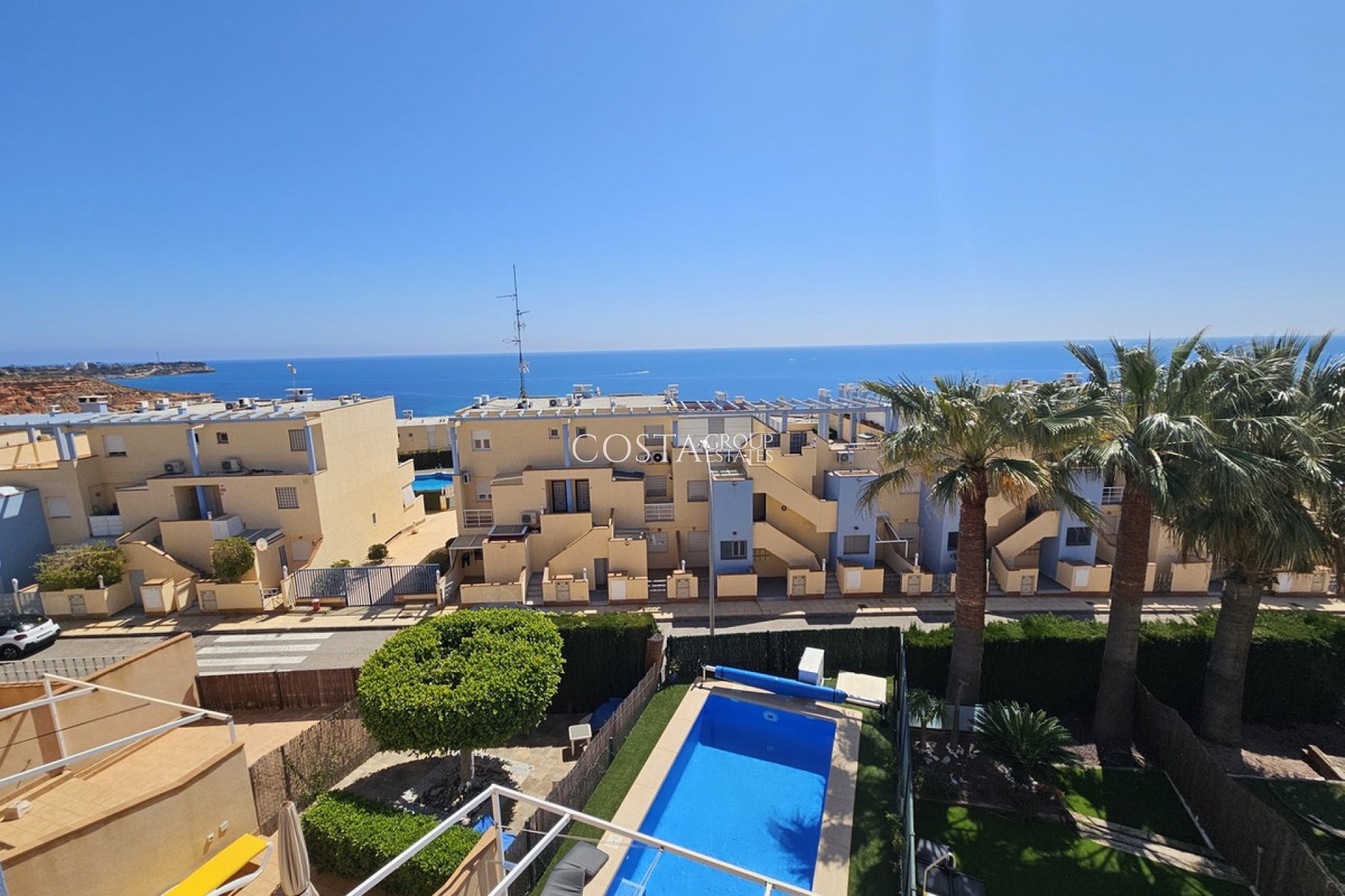 Revente - Villa -
Orihuela Costa - Cabo Roig
