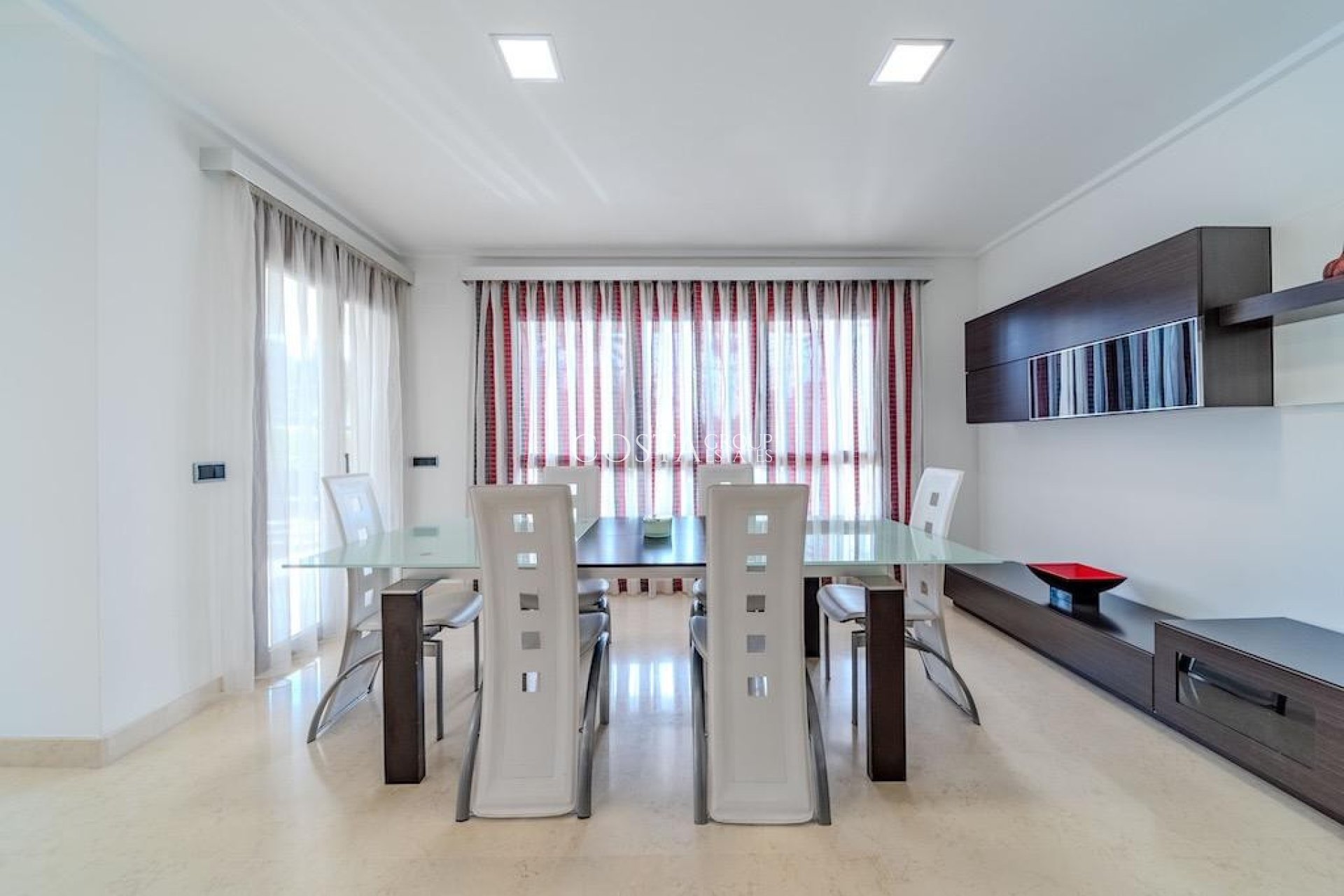 Revente - Villa -
Orihuela Costa - Cabo Roig